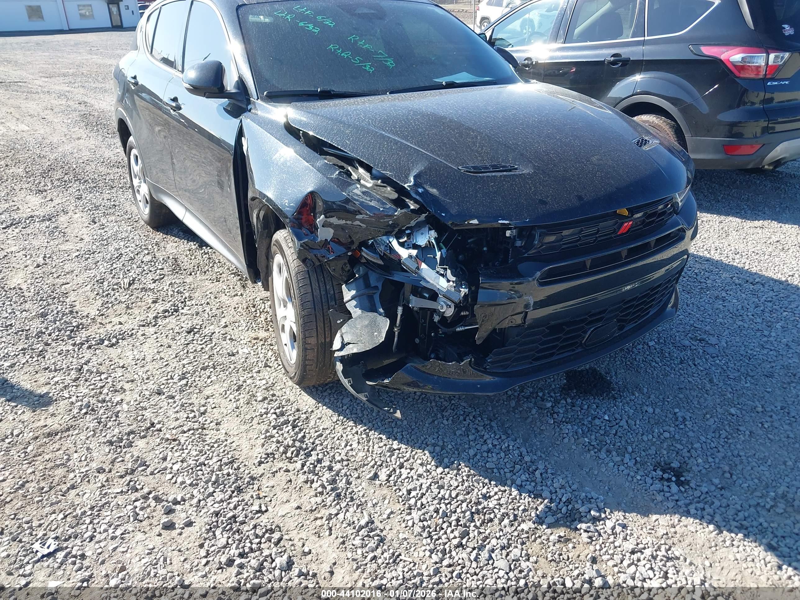 DODGE HORNET image 6