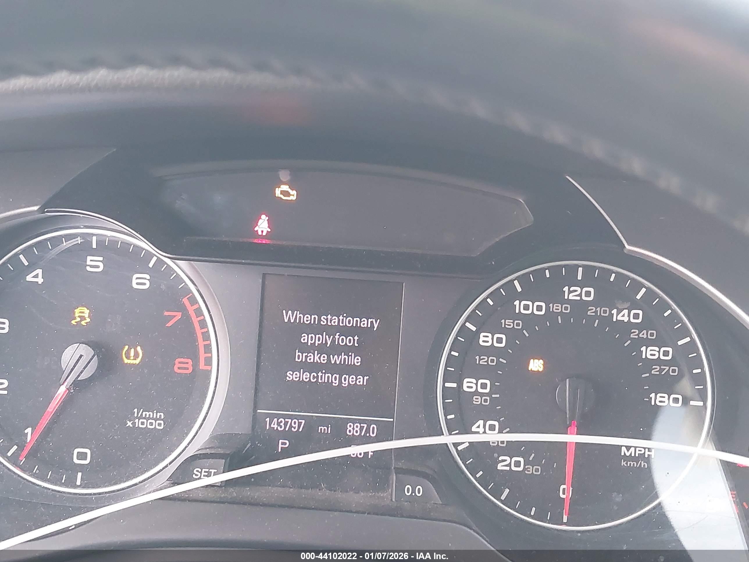 AUDI A4 image 7