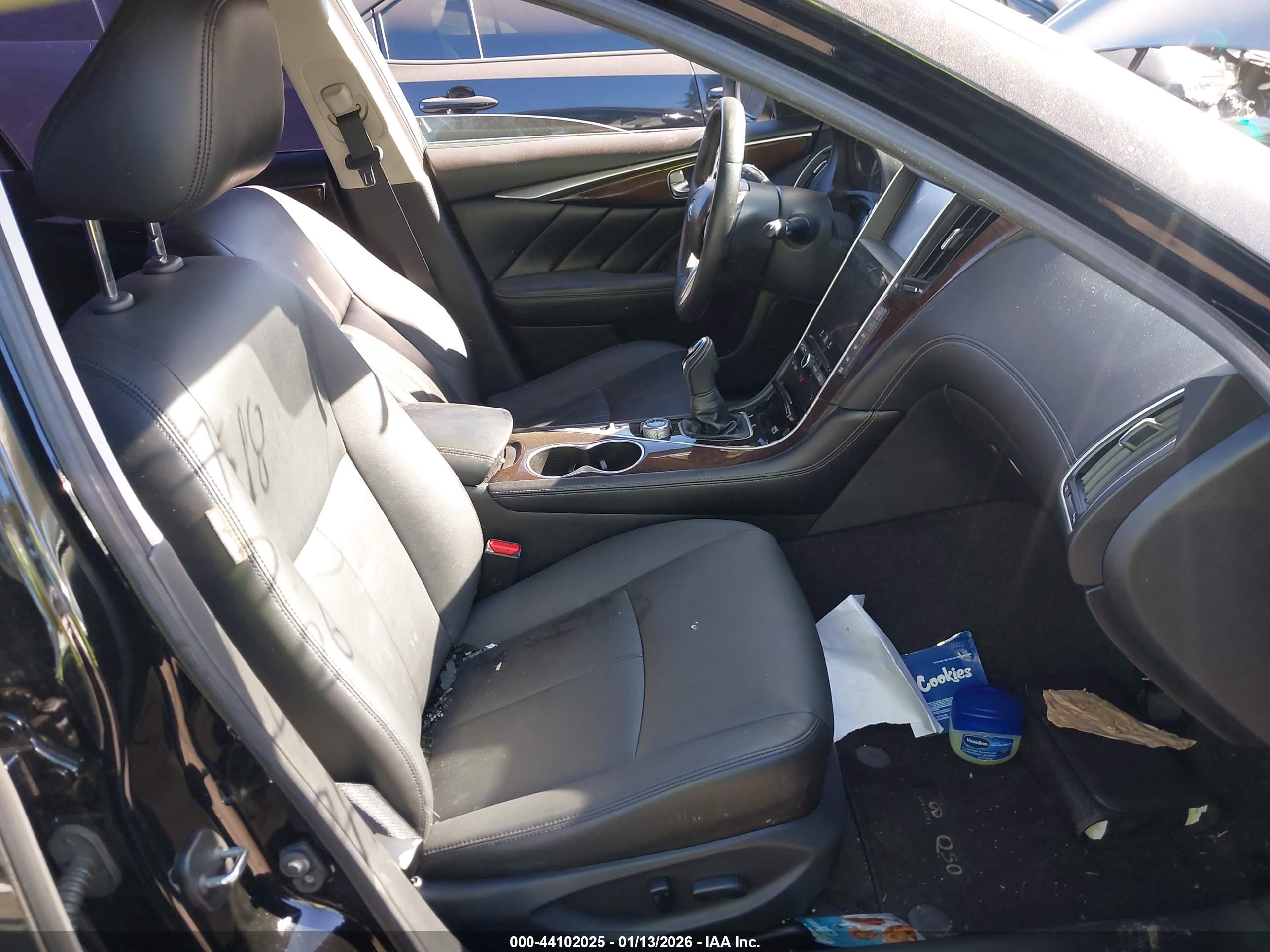 INFINITI Q50 image 5