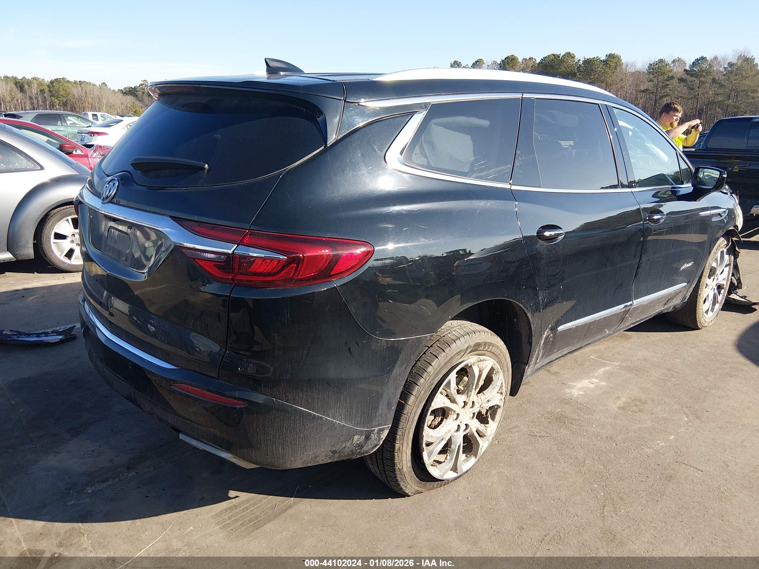 BUICK ENCLAVE image 4