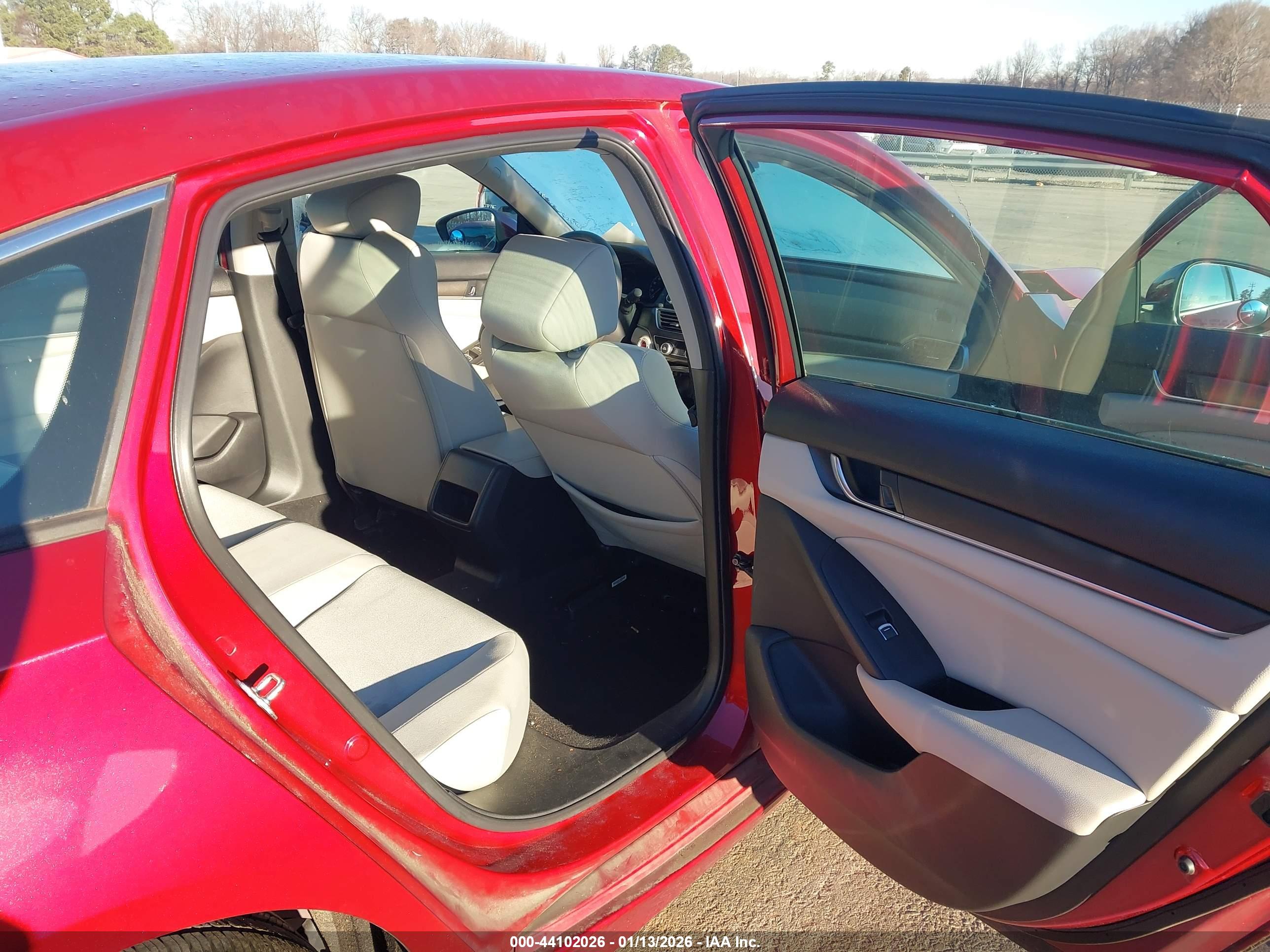 HONDA ACCORD image 8