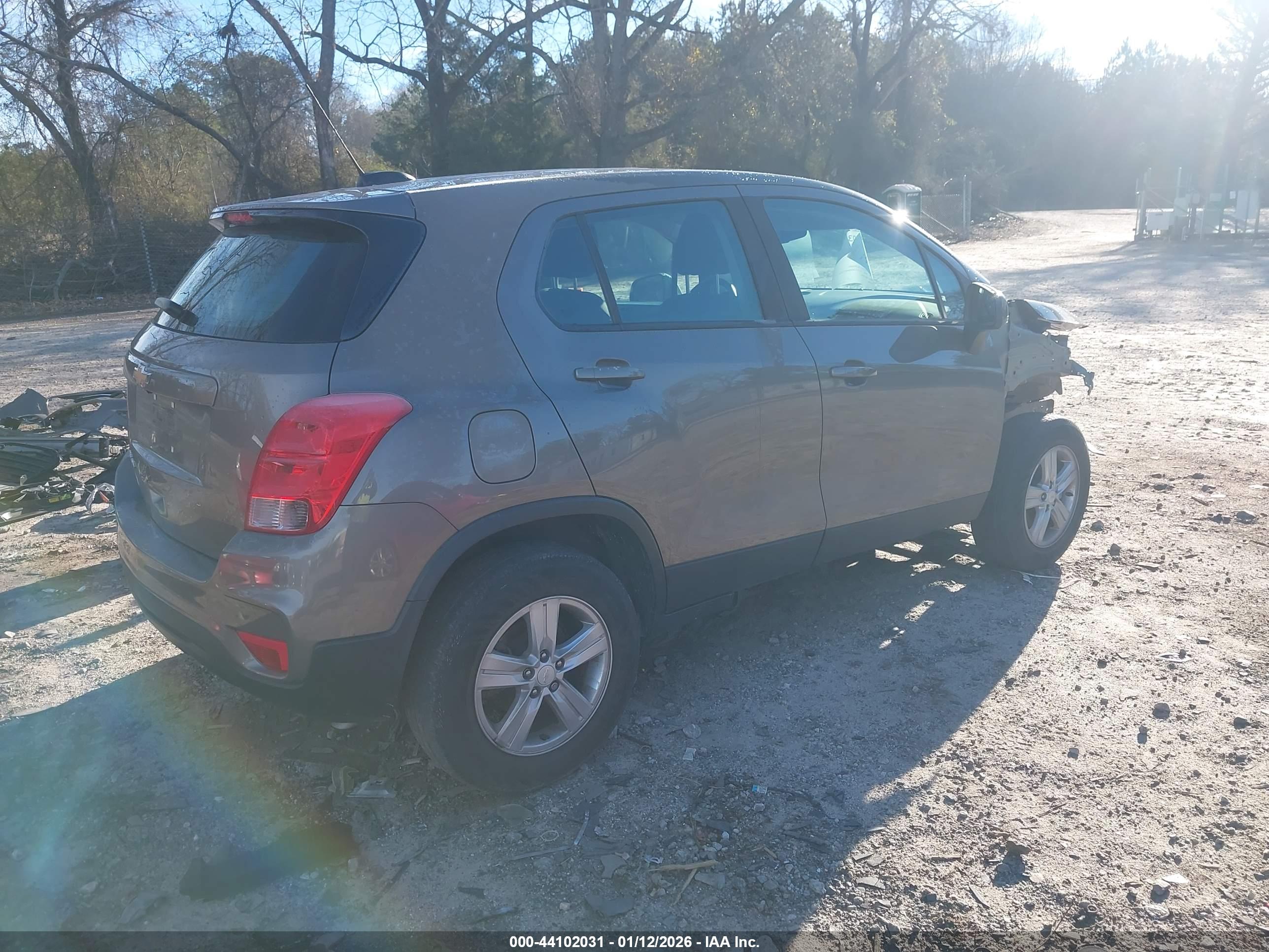 CHEVROLET TRAX image 4