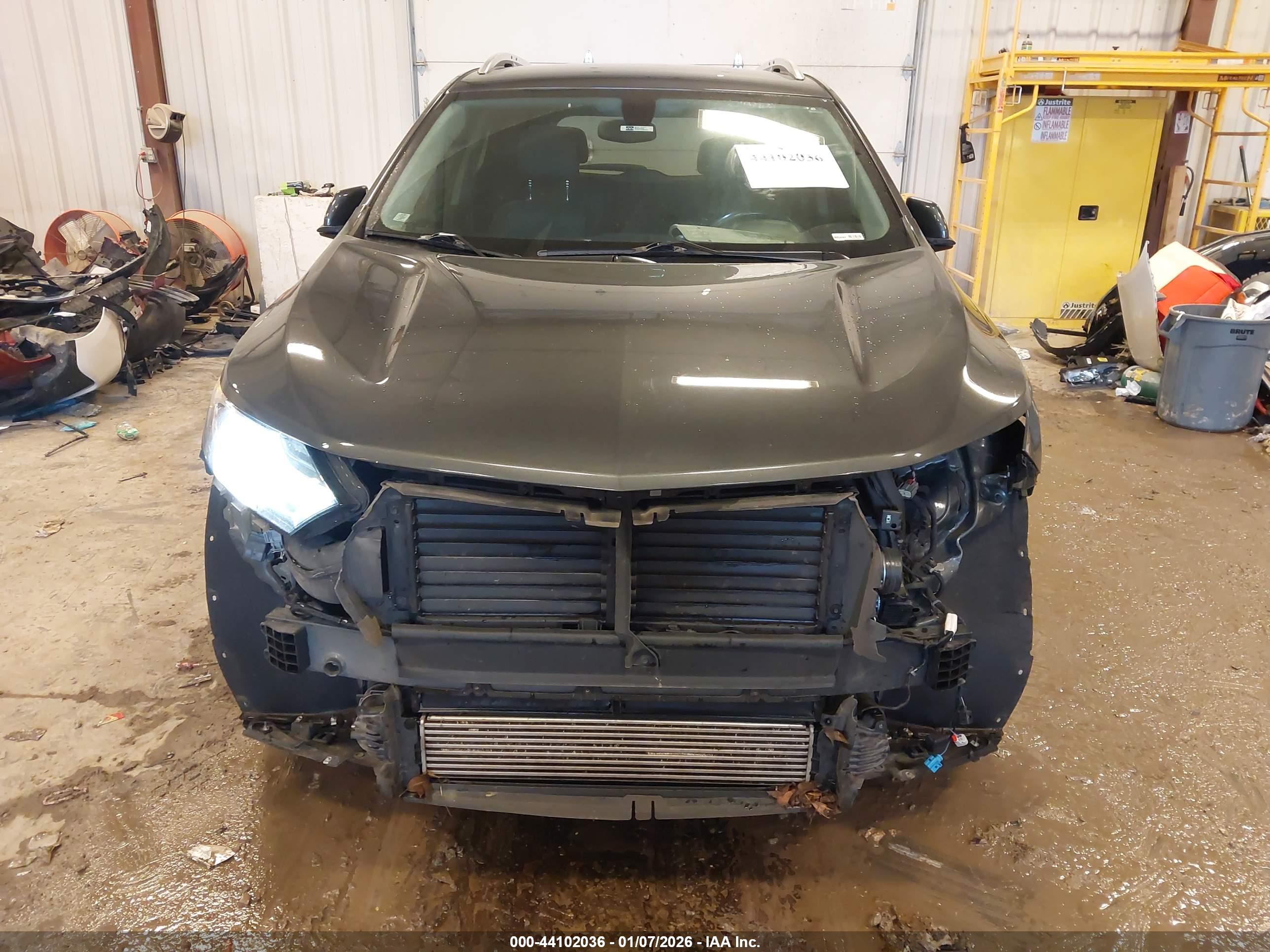 CHEVROLET EQUINOX image 6