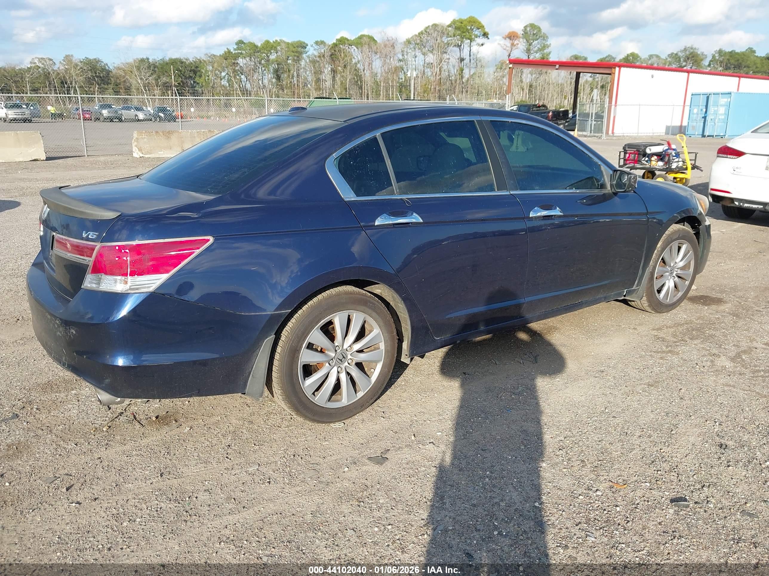 HONDA ACCORD image 4
