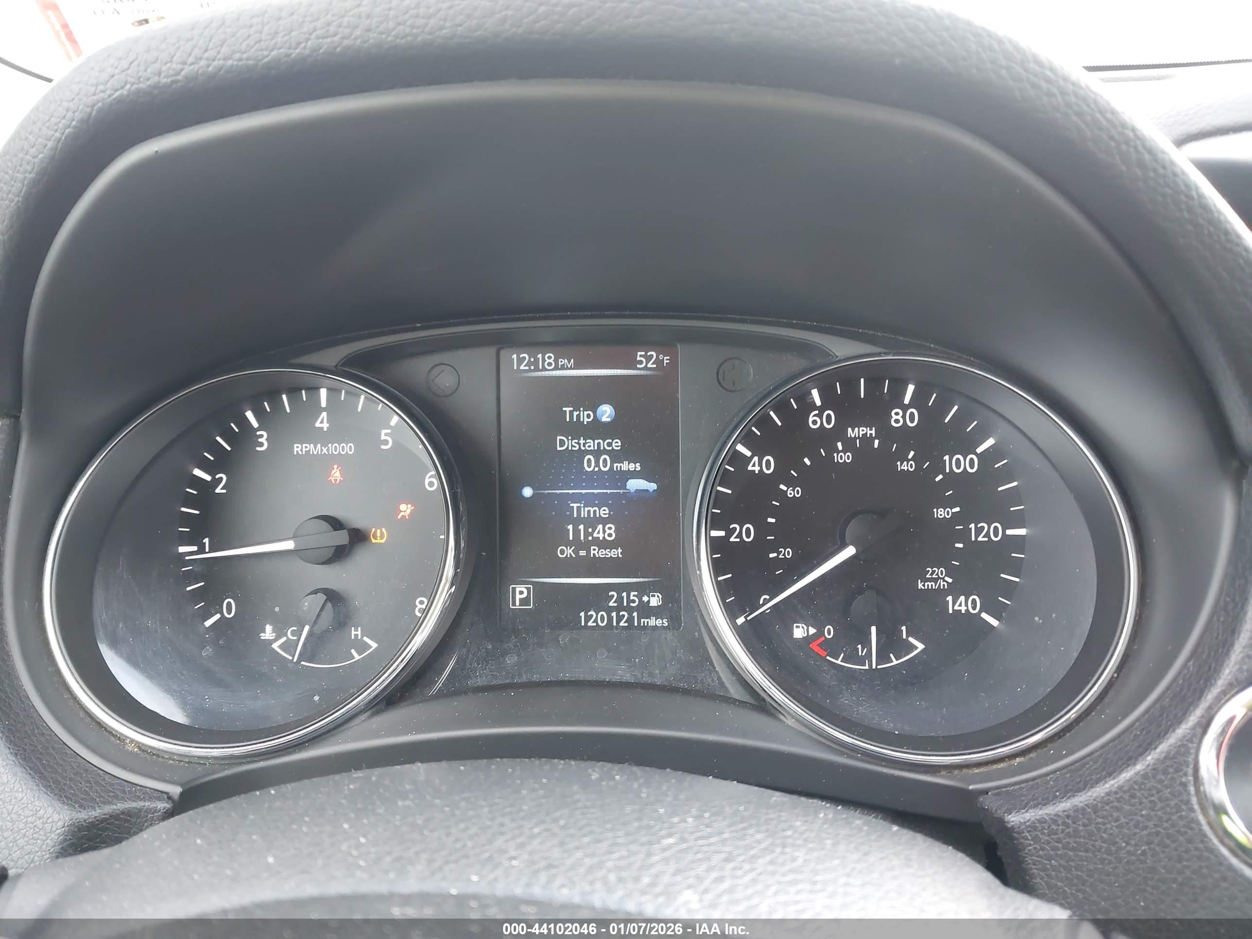 NISSAN ROGUE image 7