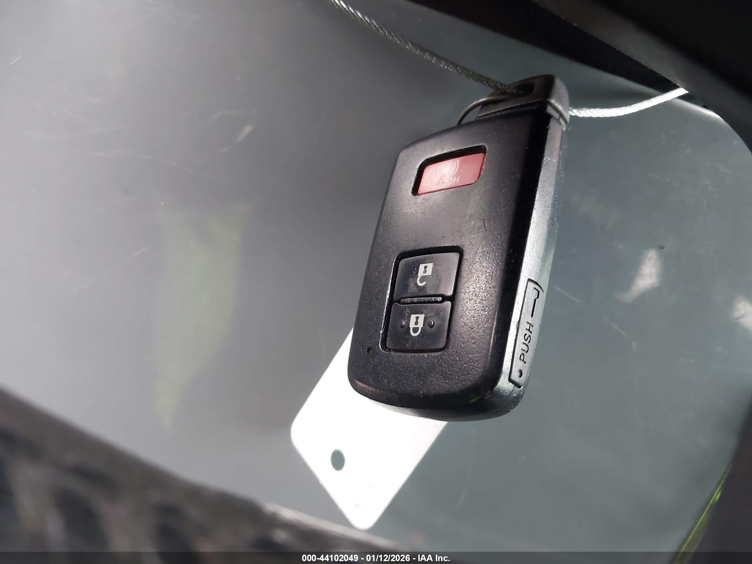 TOYOTA TACOMA image 11