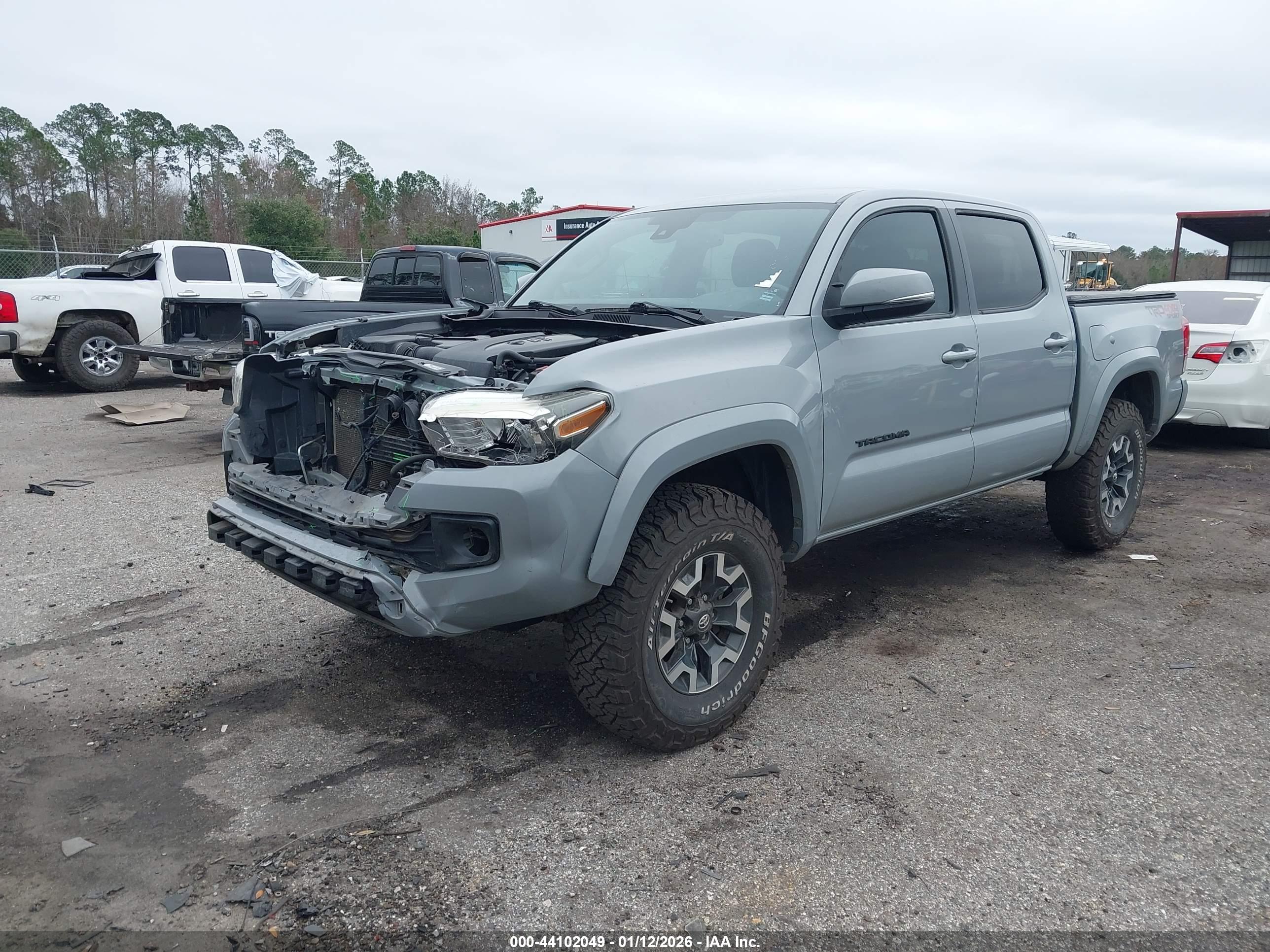 TOYOTA TACOMA image 2
