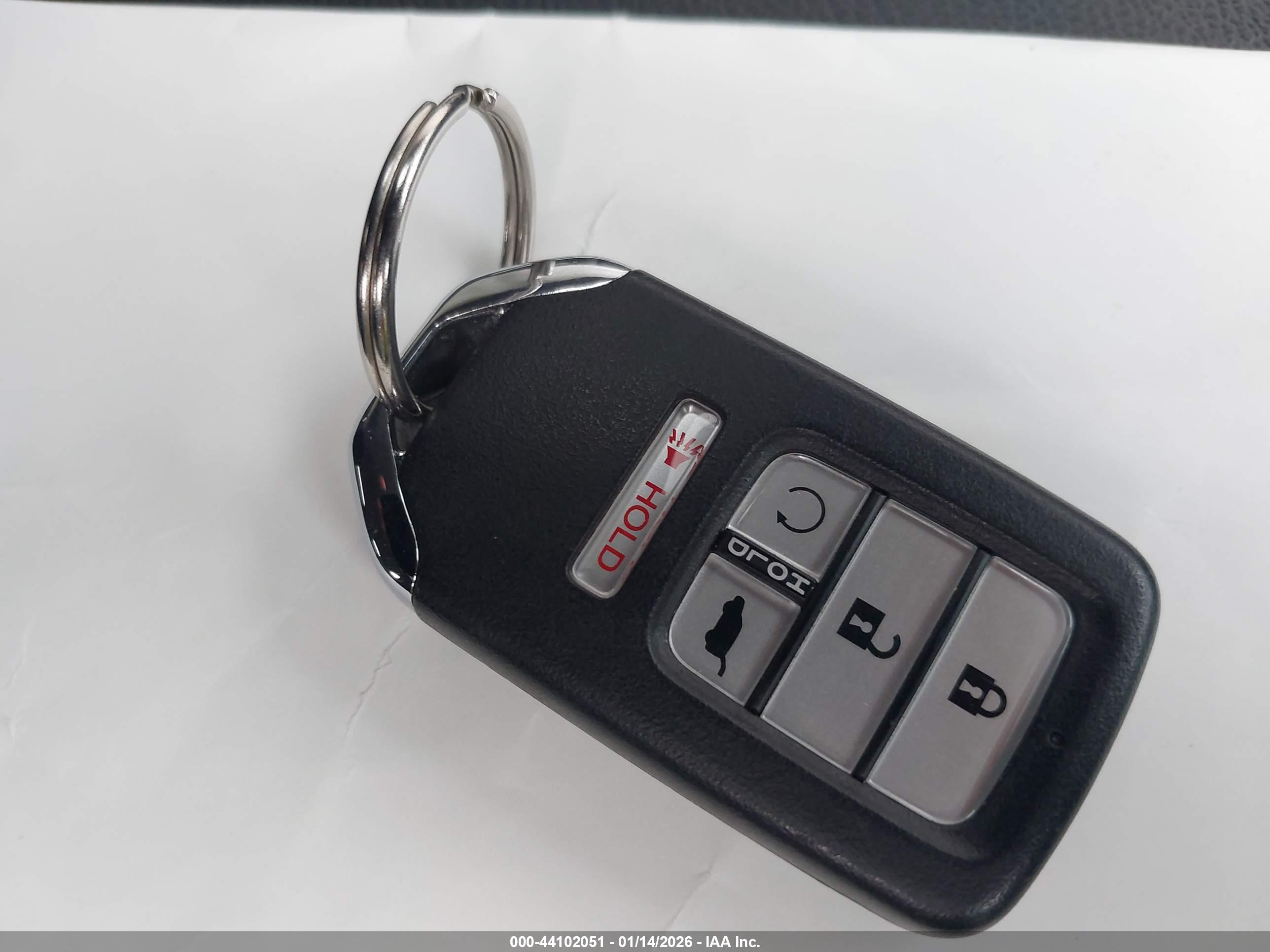 HONDA CR-V image 11