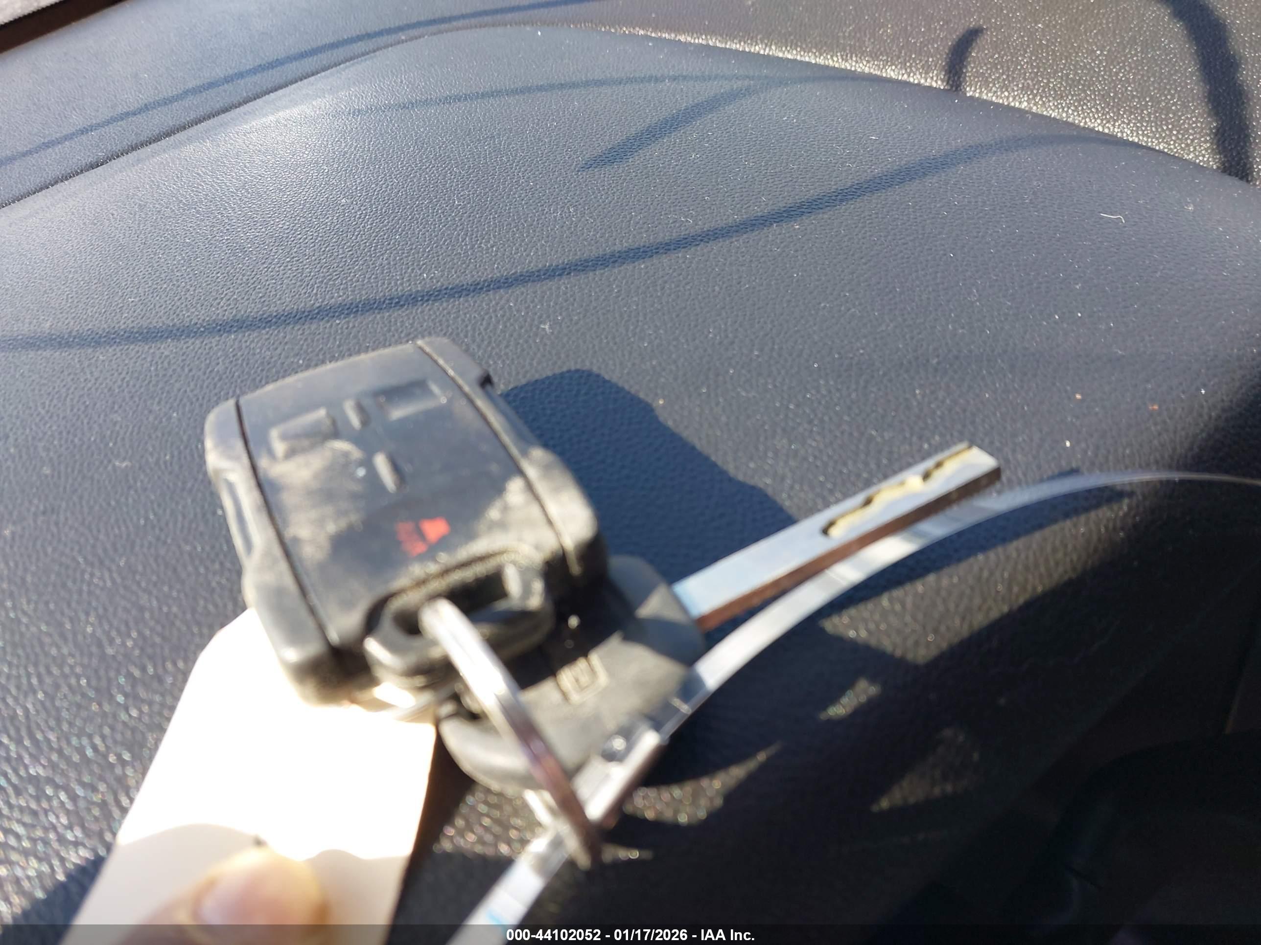 GMC SIERRA image 11