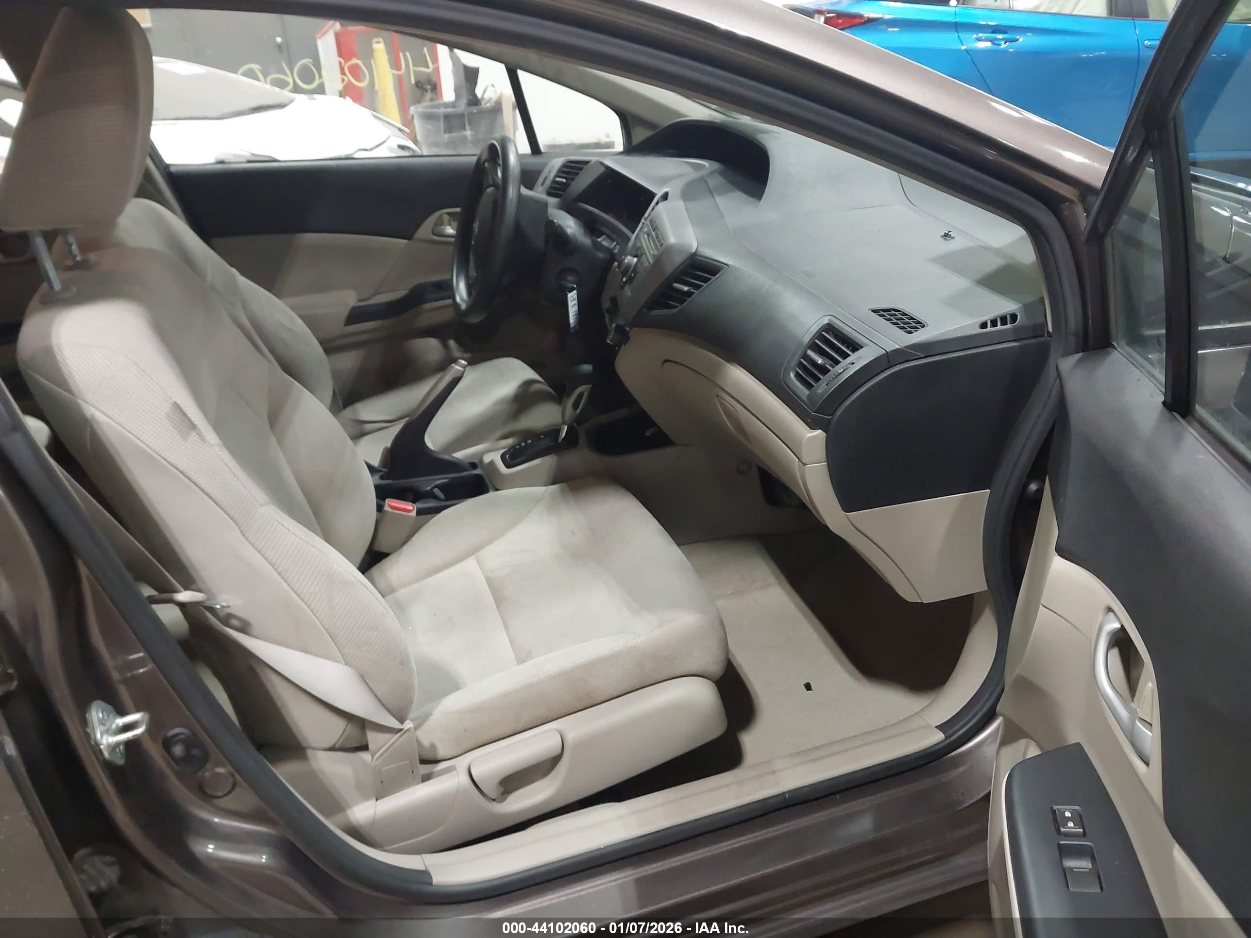 HONDA CIVIC image 5