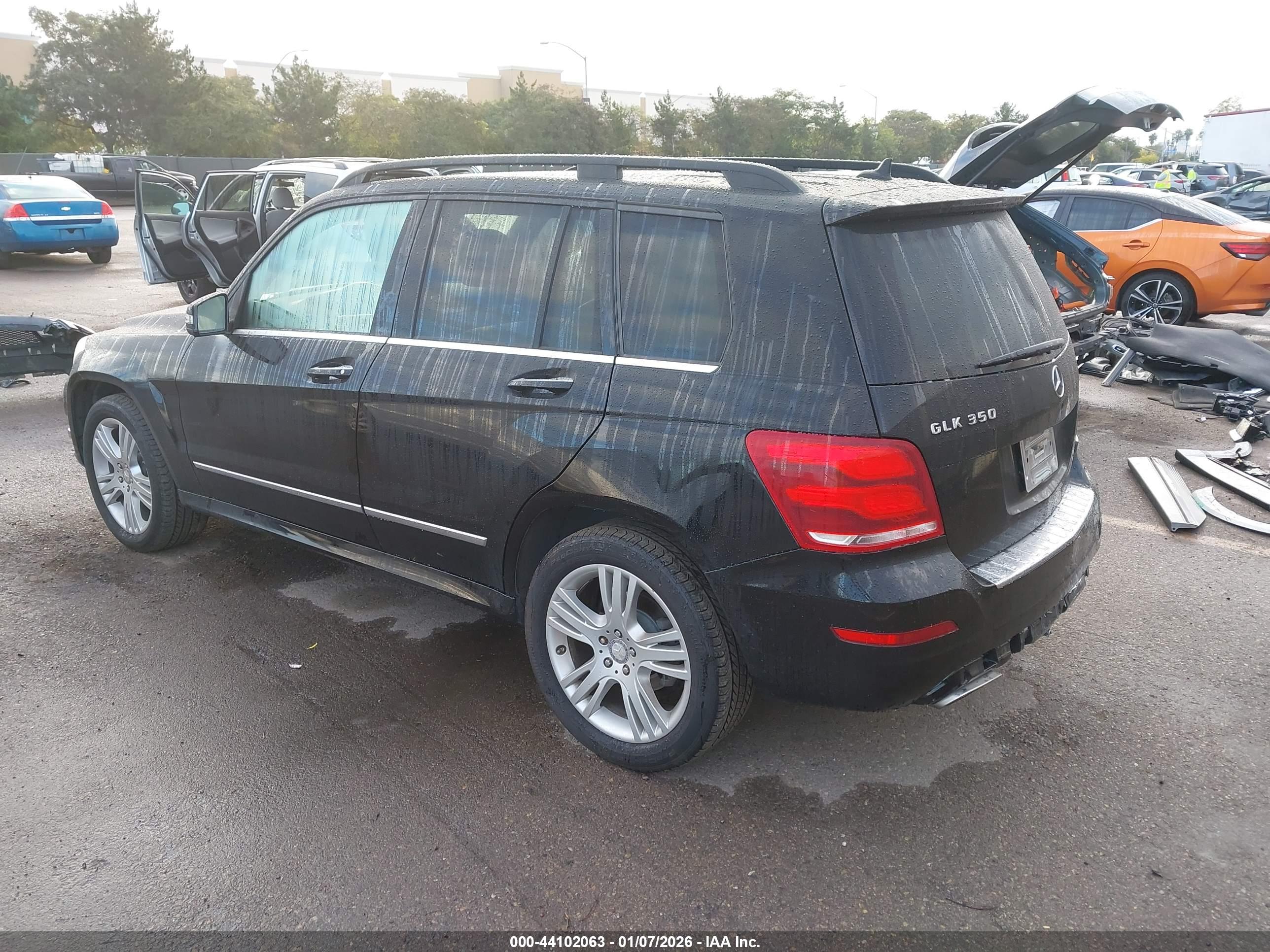 MERCEDES-BENZ GLK image 3