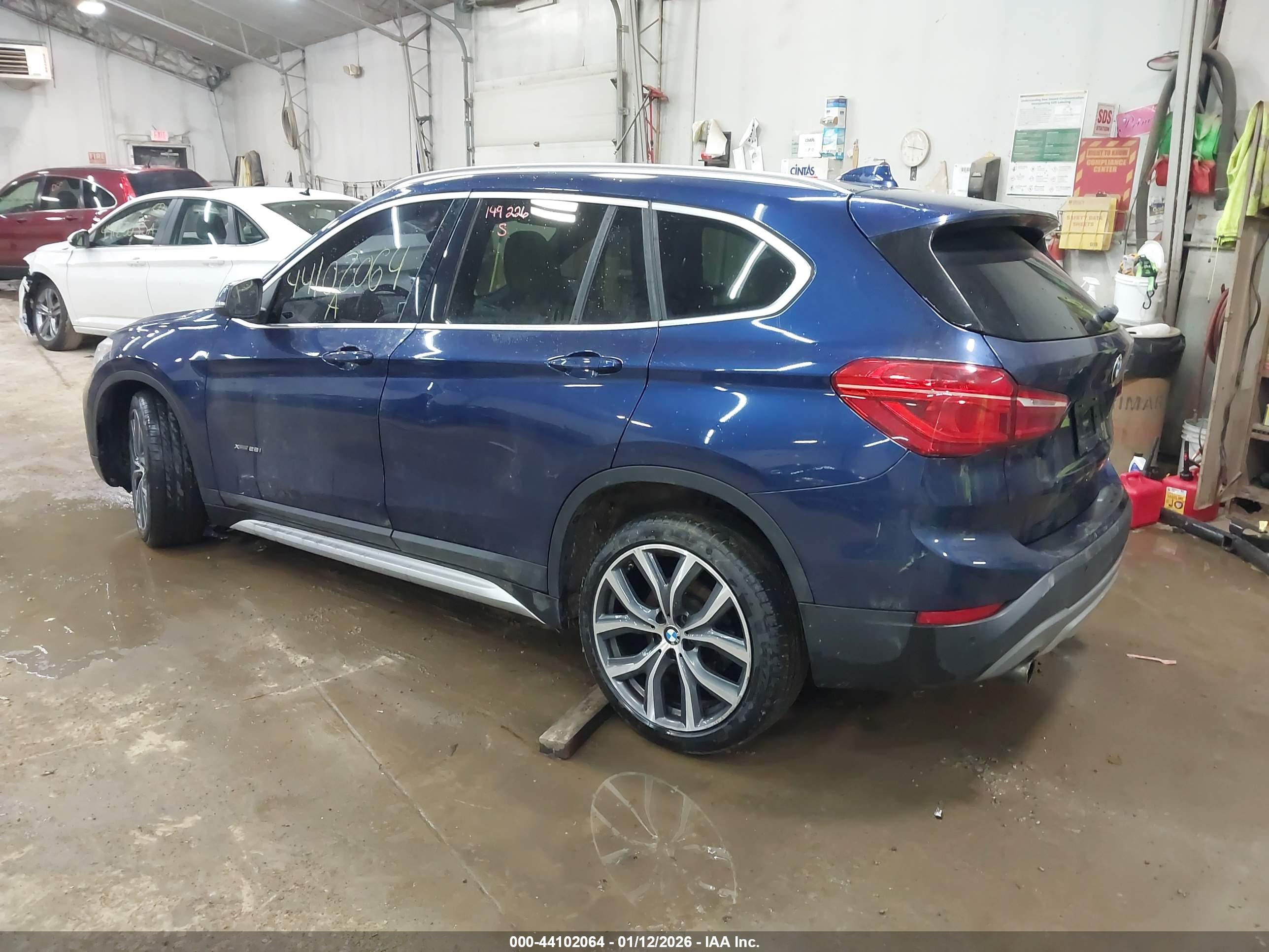 BMW X1 image 3