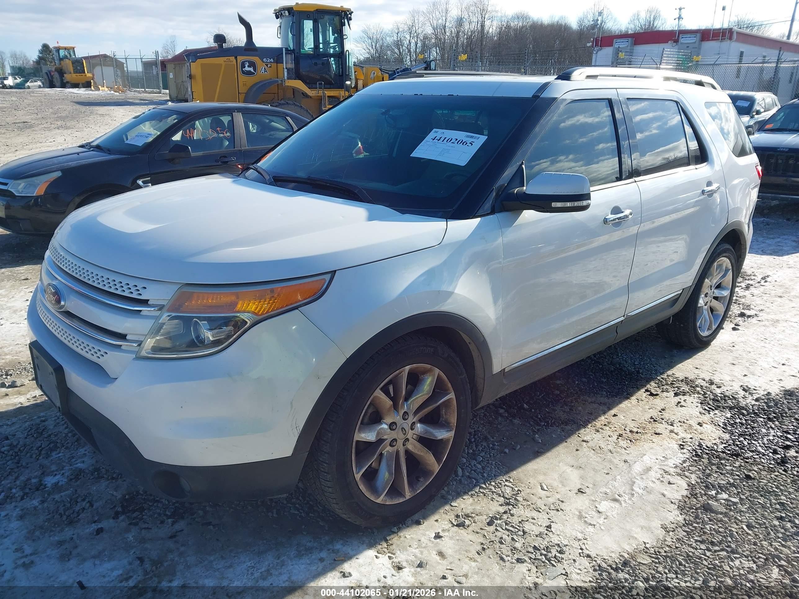 FORD EXPLORER image 2