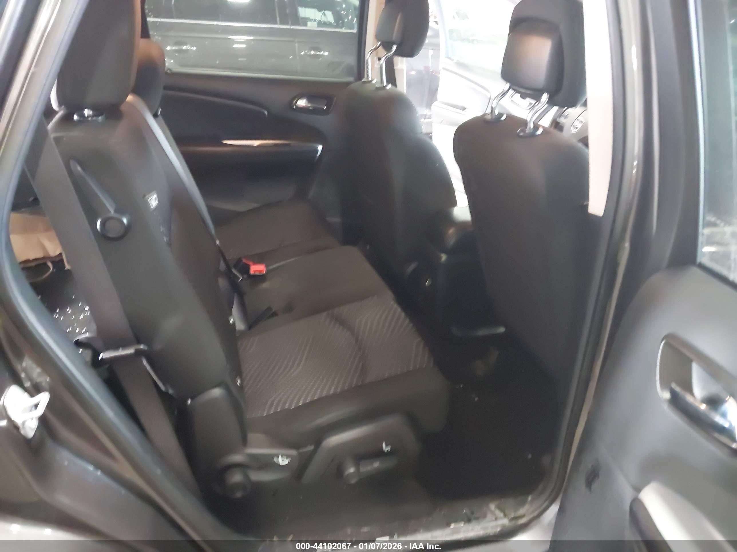 DODGE JOURNEY image 8