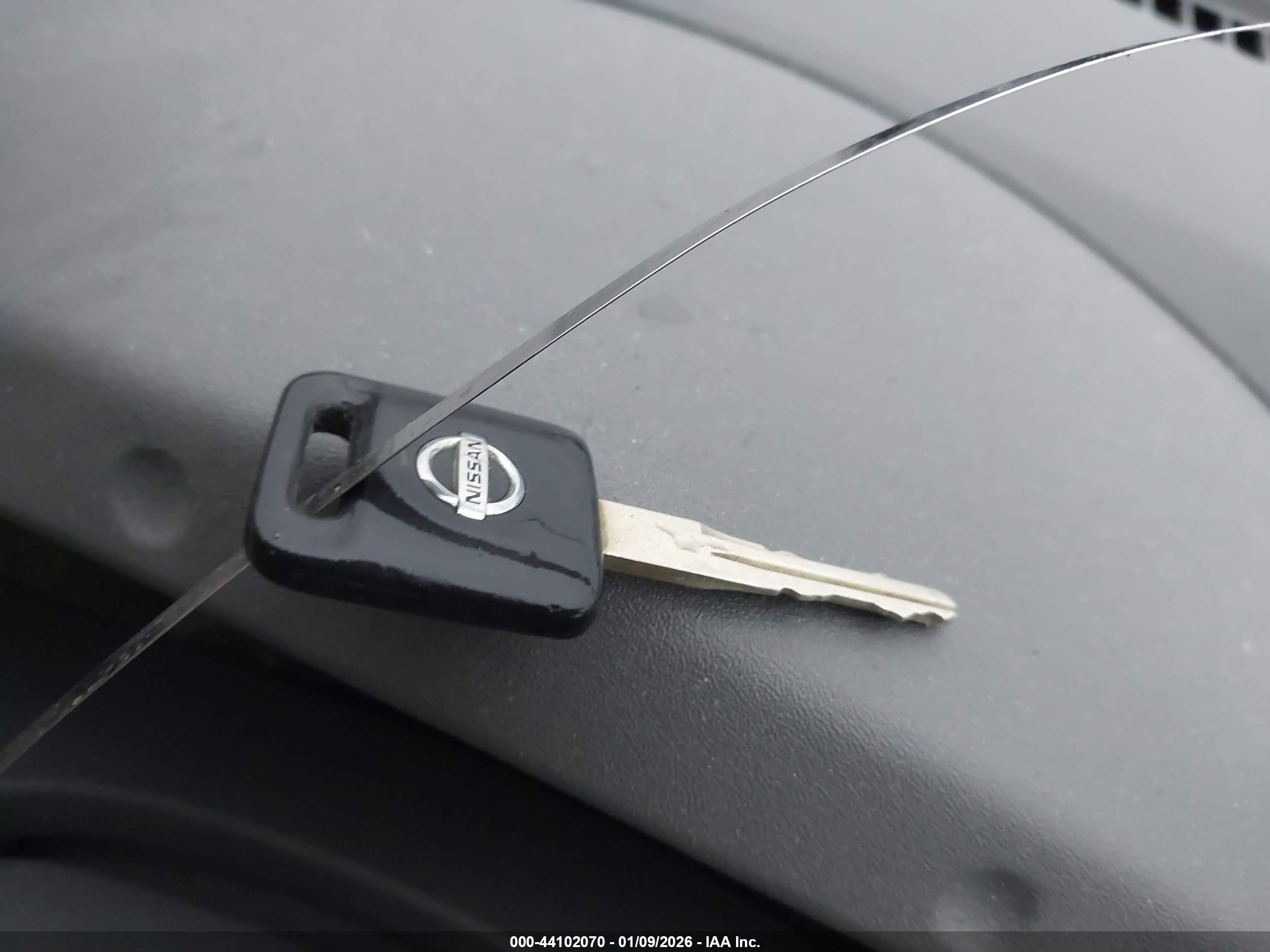 NISSAN FRONTIER image 11