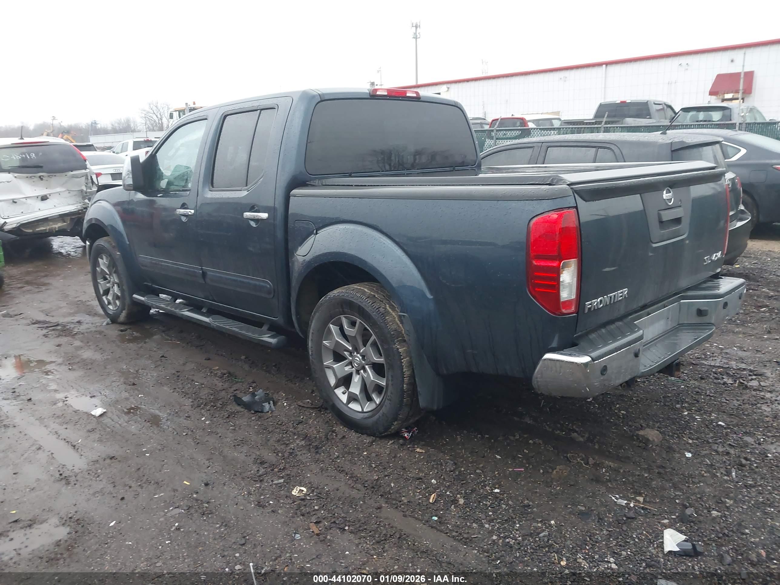 NISSAN FRONTIER image 3