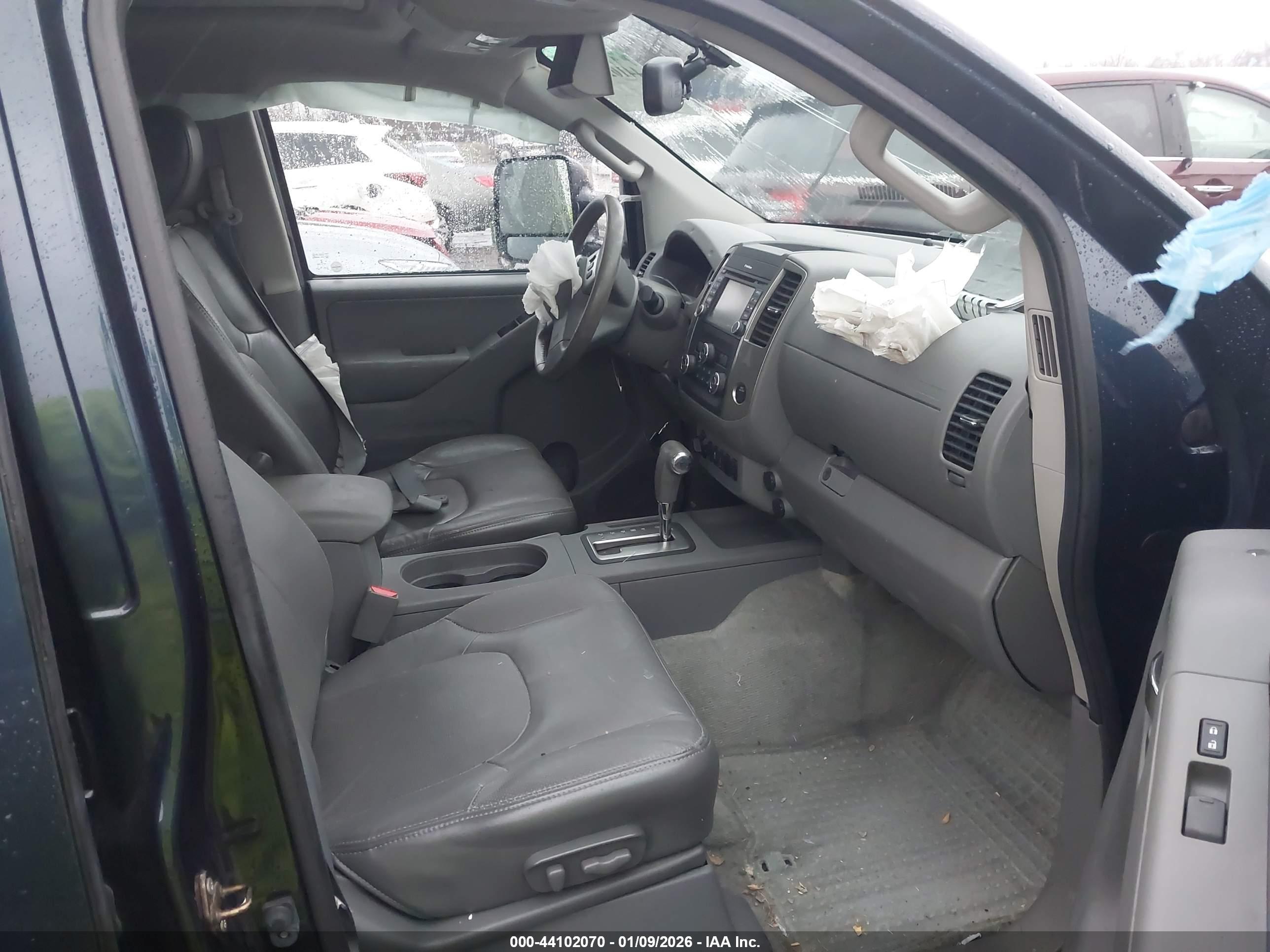 NISSAN FRONTIER image 5