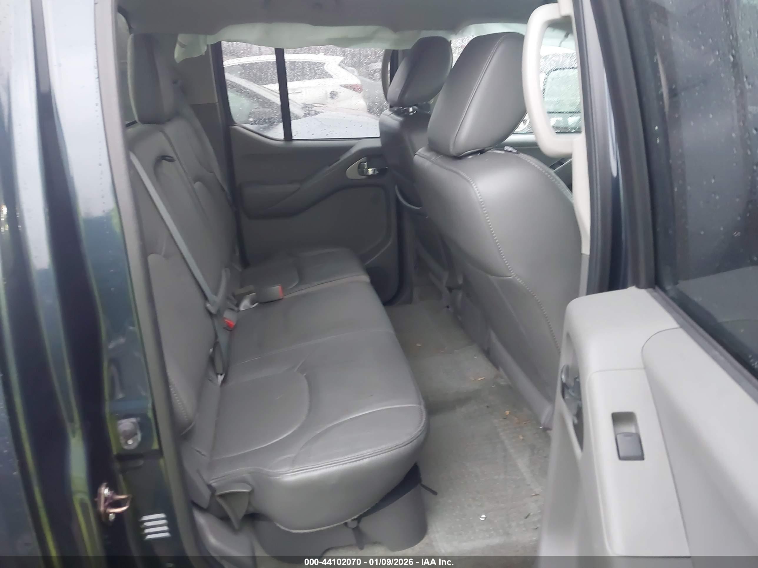 NISSAN FRONTIER image 8