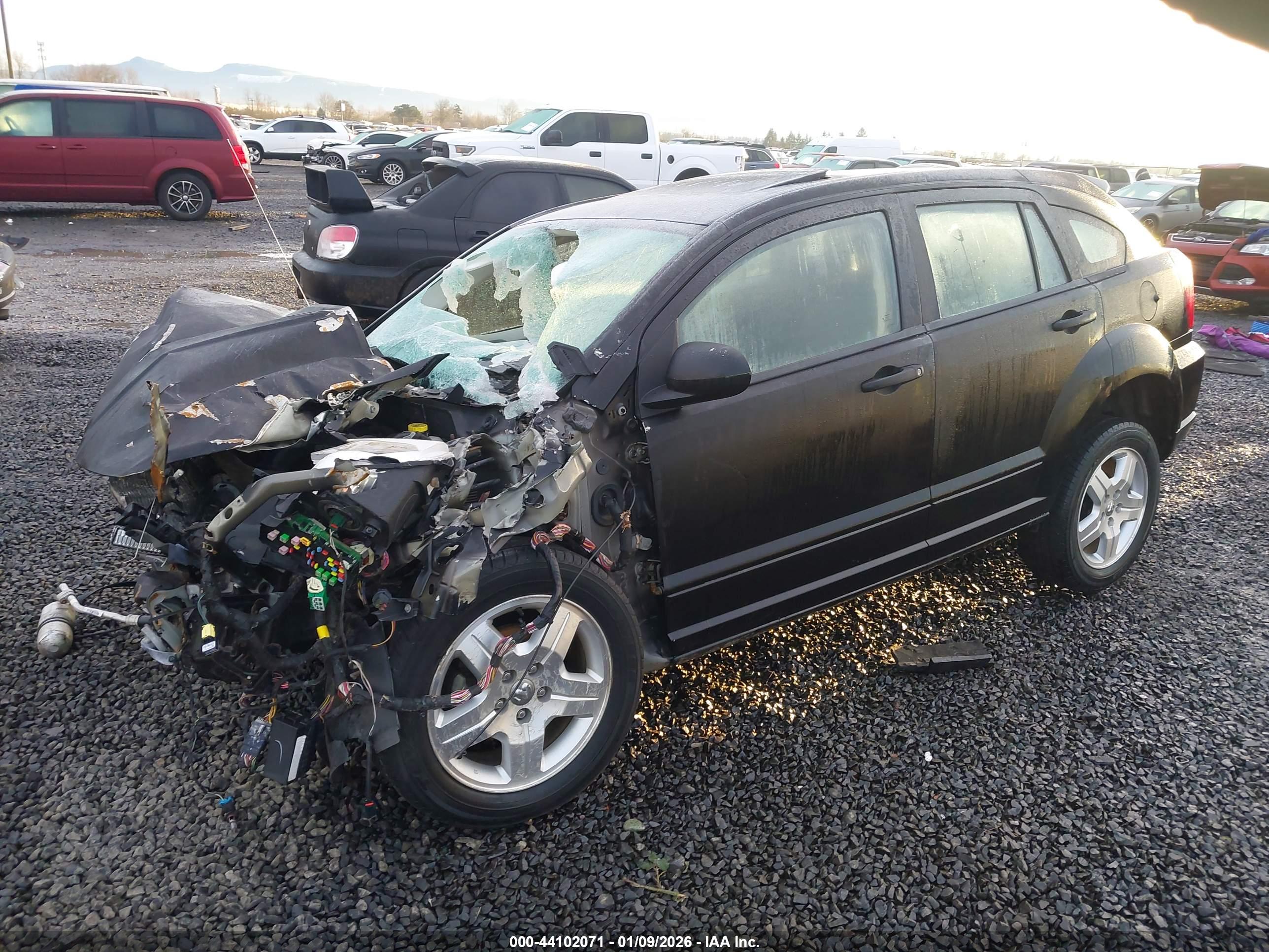DODGE CALIBER image 2