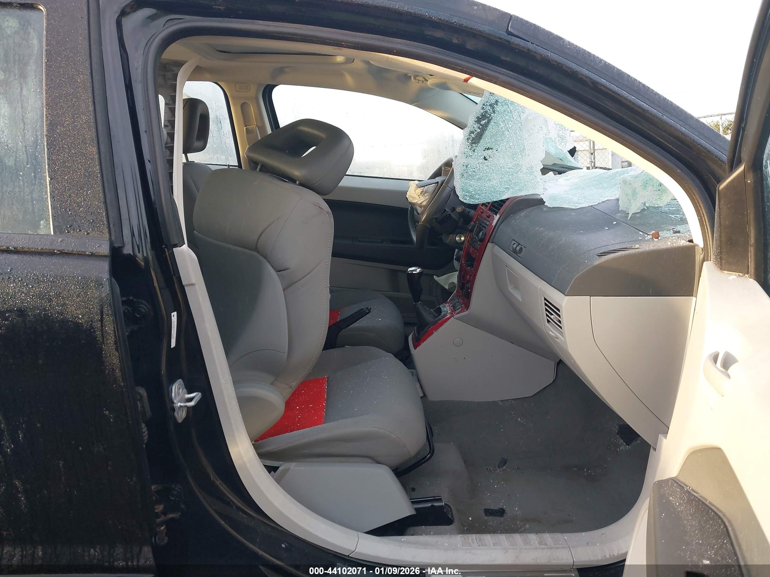 DODGE CALIBER image 5
