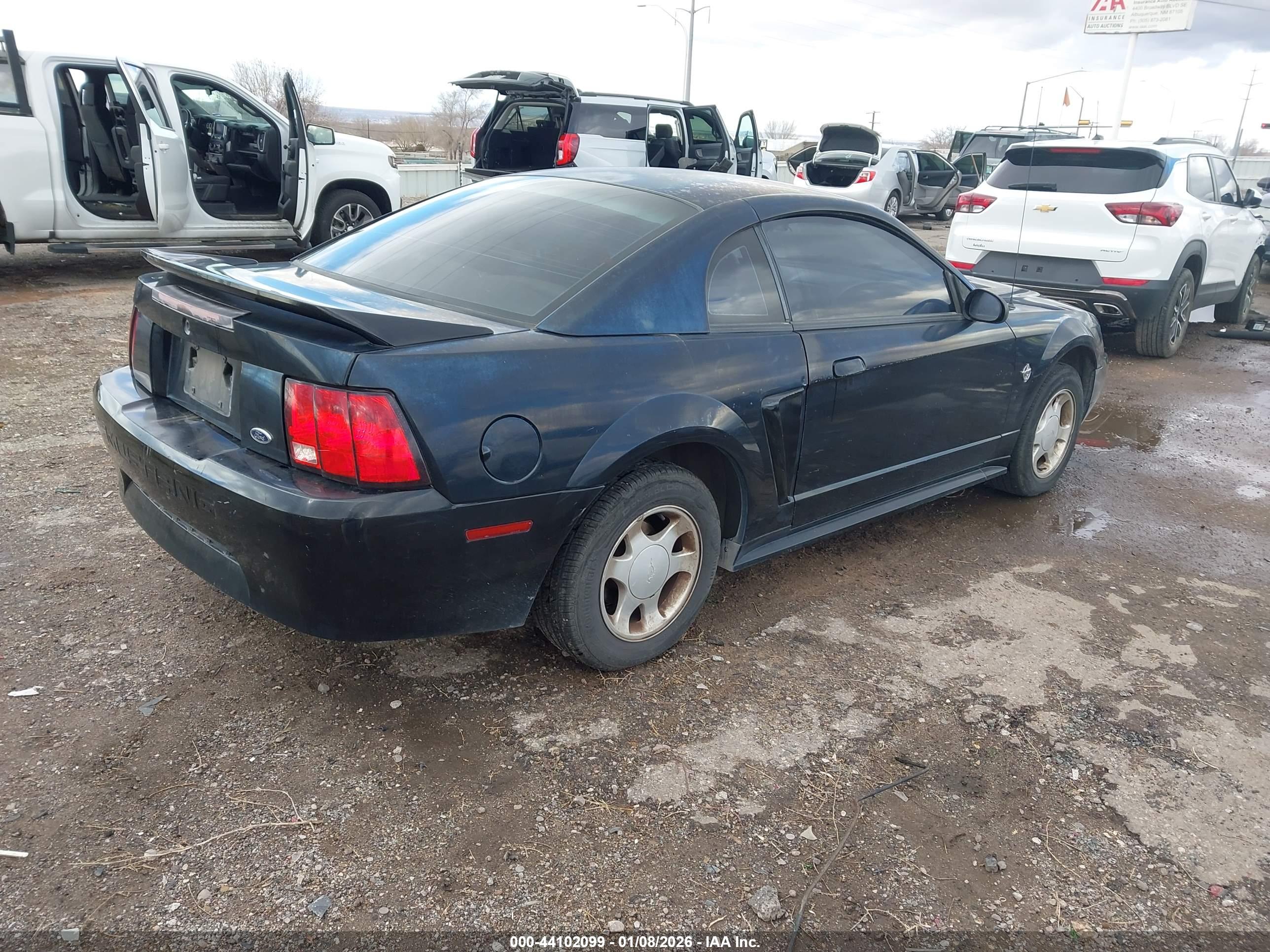 FORD MUSTANG image 4