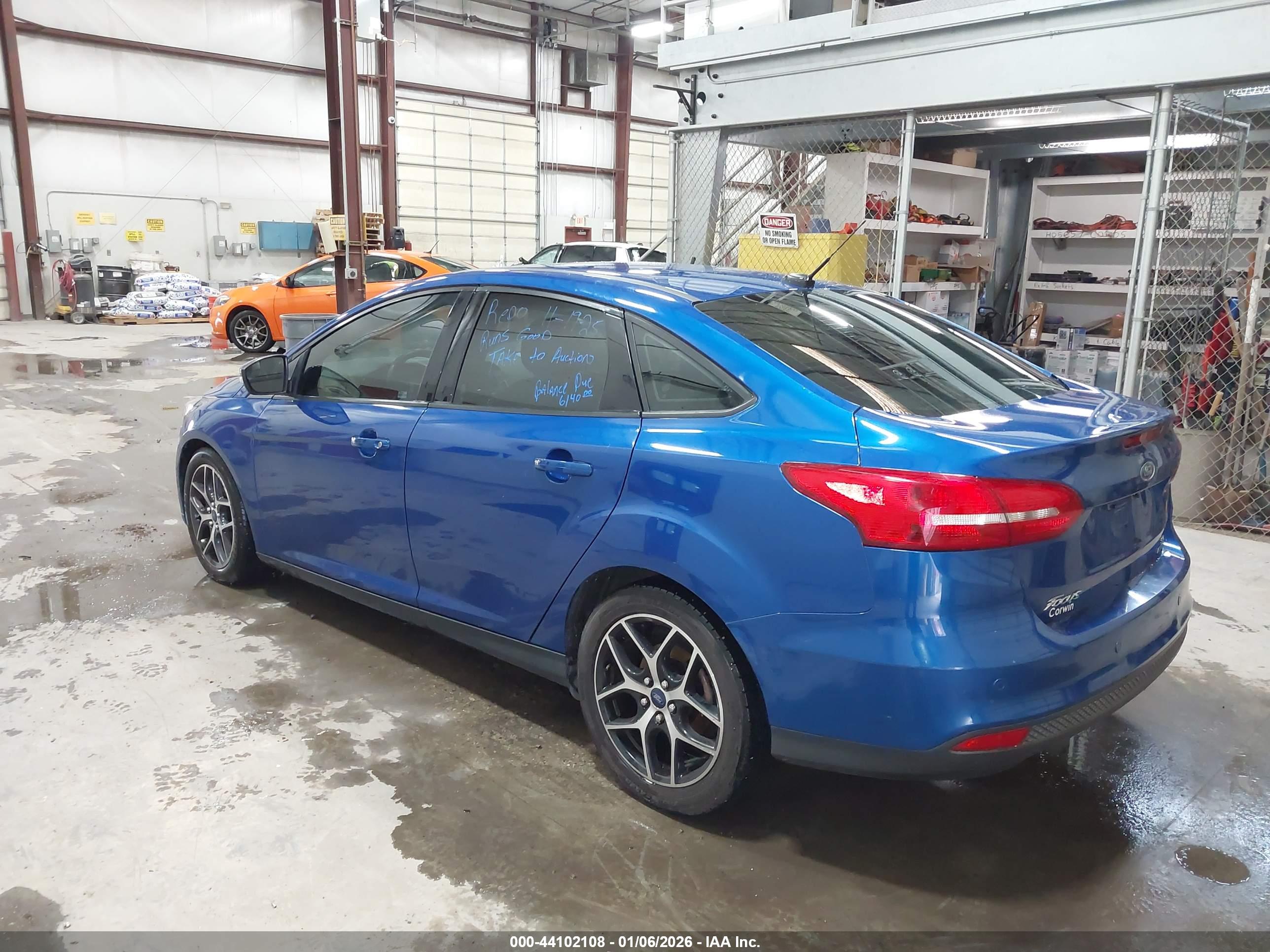 FORD FOCUS image 3