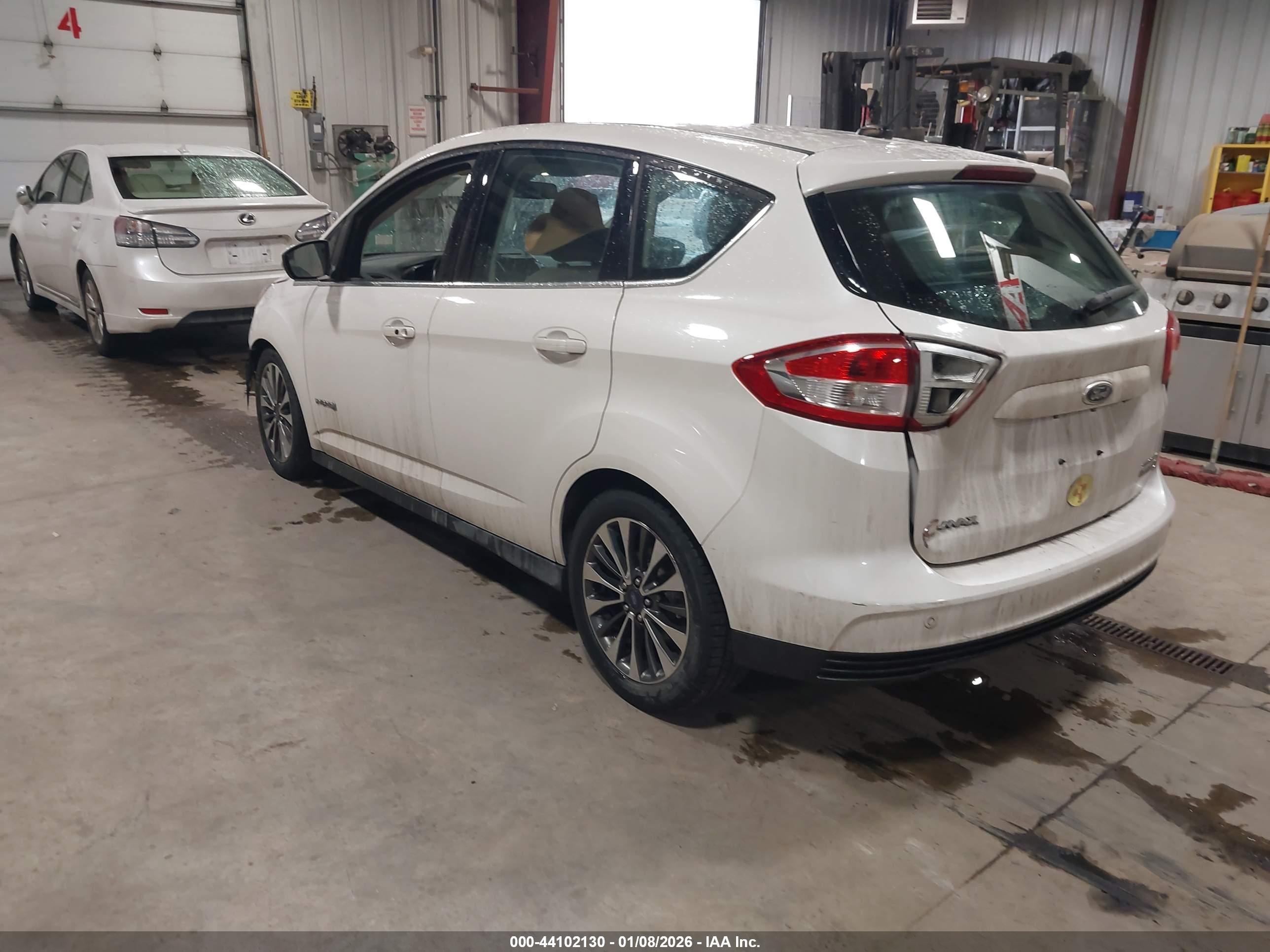 FORD C-MAX image 3