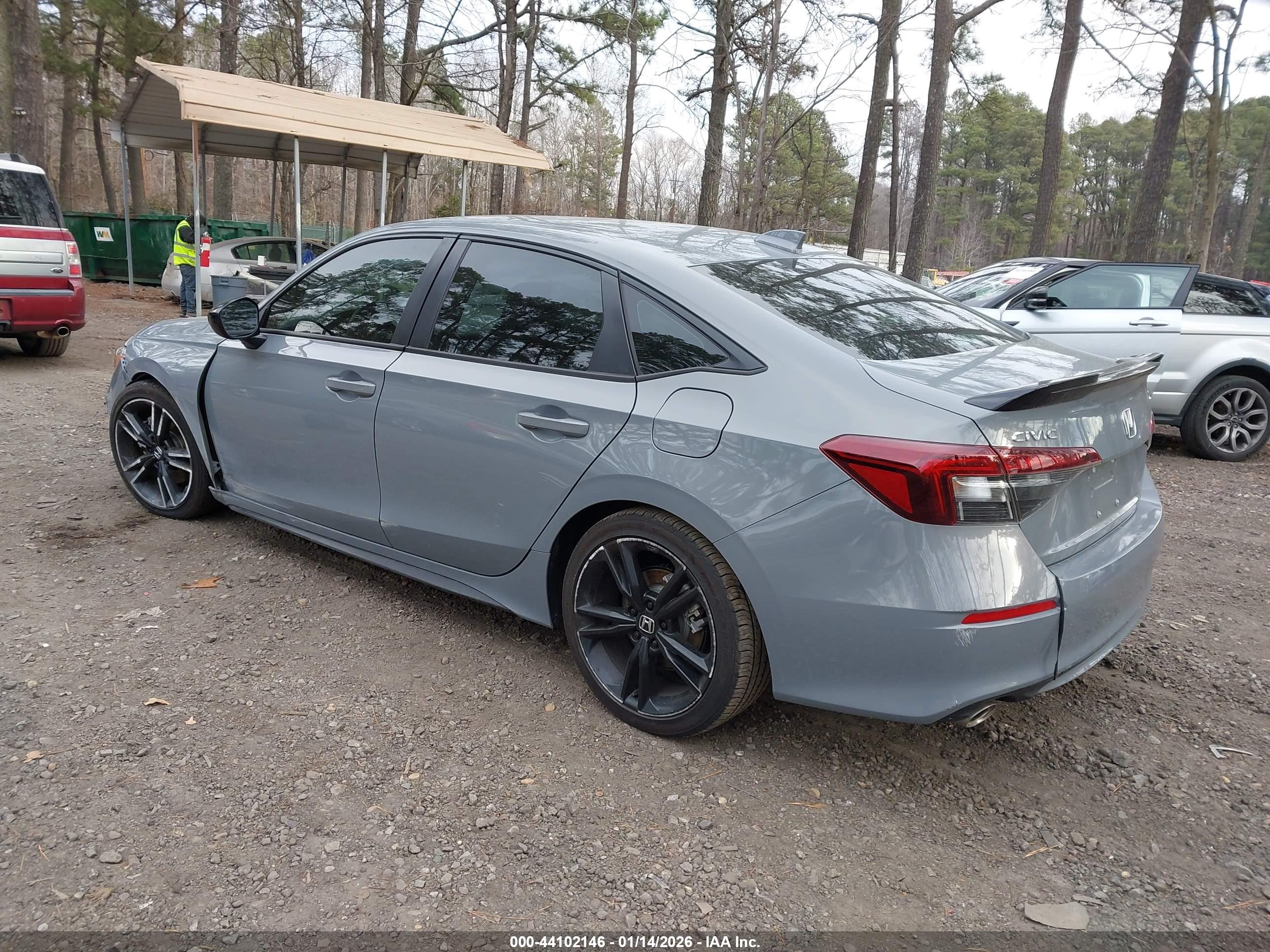 HONDA CIVIC image 3