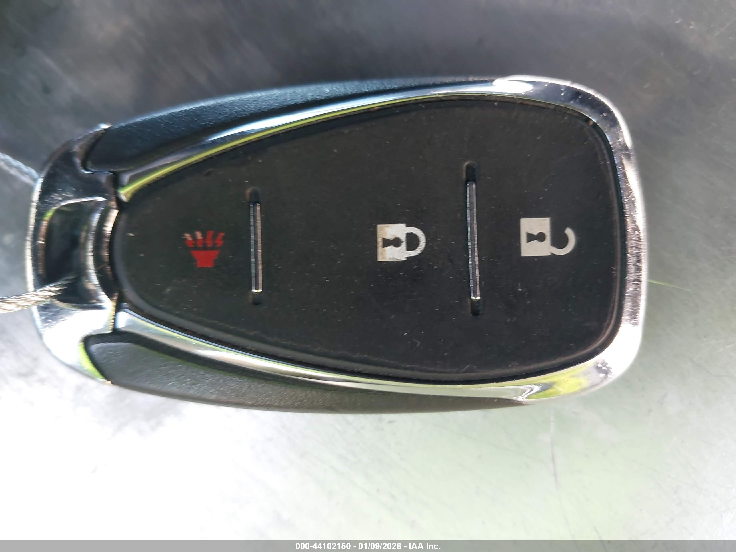 CHEVROLET TRAVERSE image 11