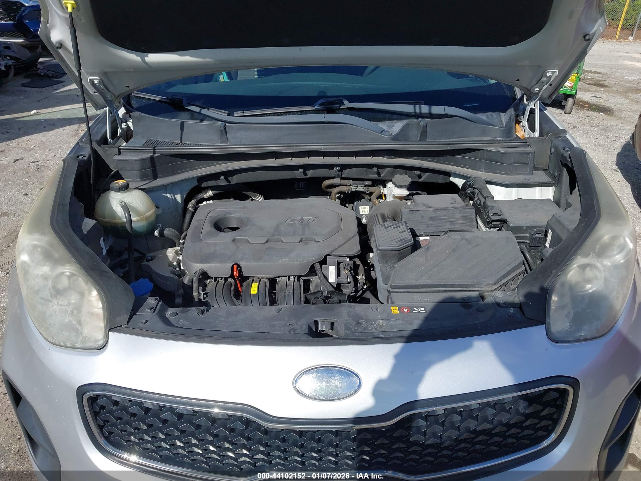KIA SPORTAGE image 10