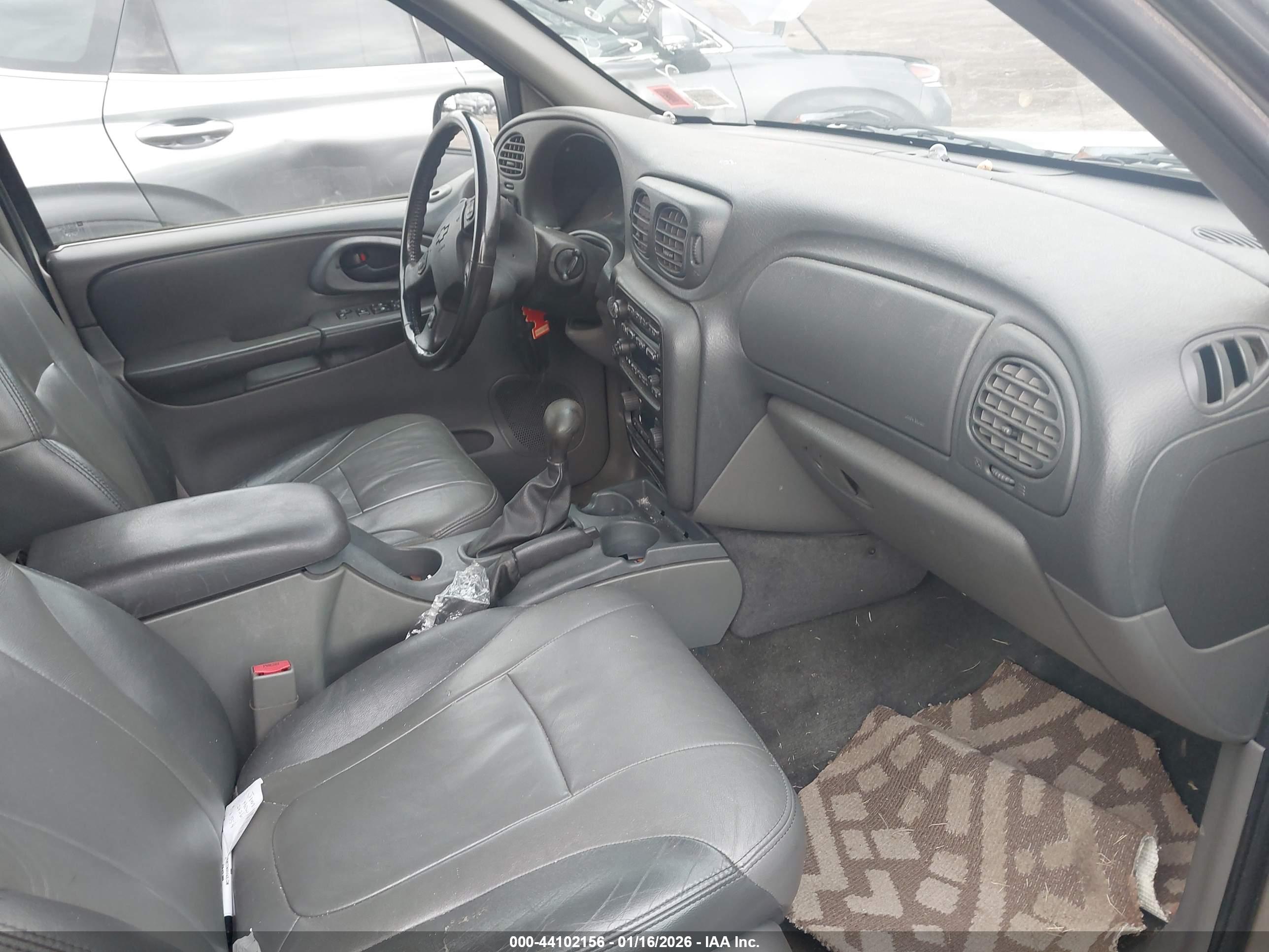 CHEVROLET TRAILBLAZER image 5