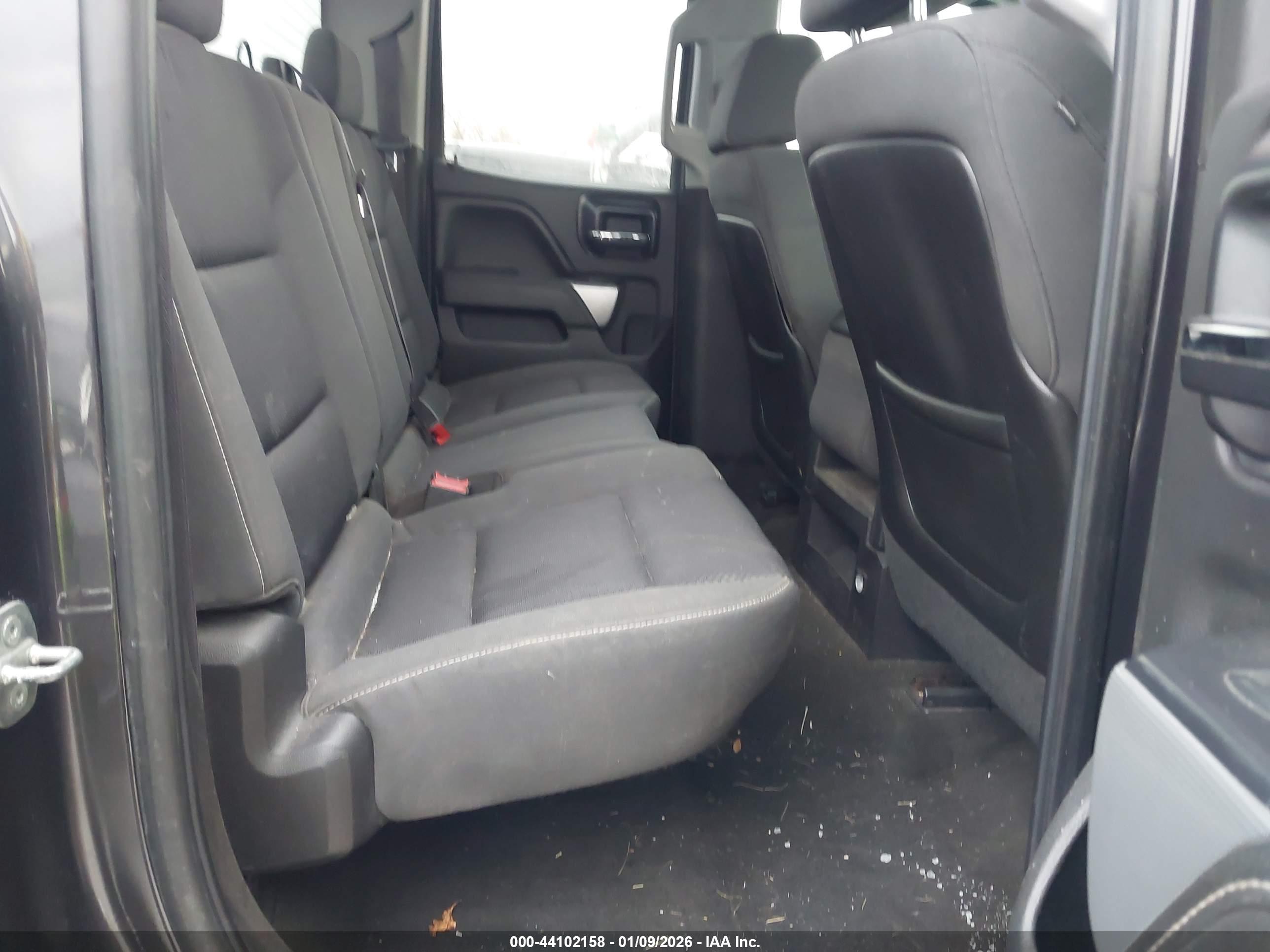 CHEVROLET SILVERADO image 8