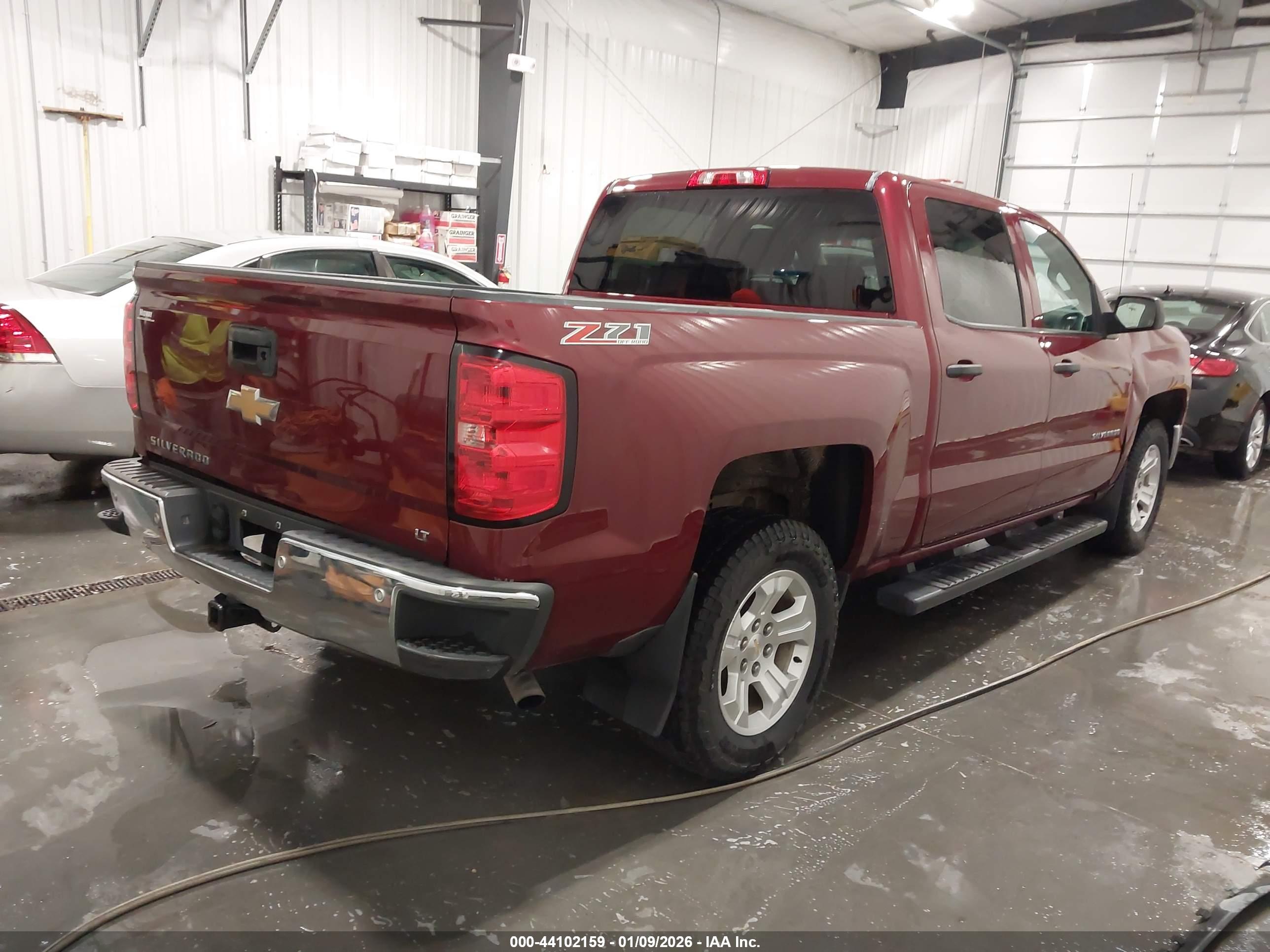 CHEVROLET SILVERADO image 4