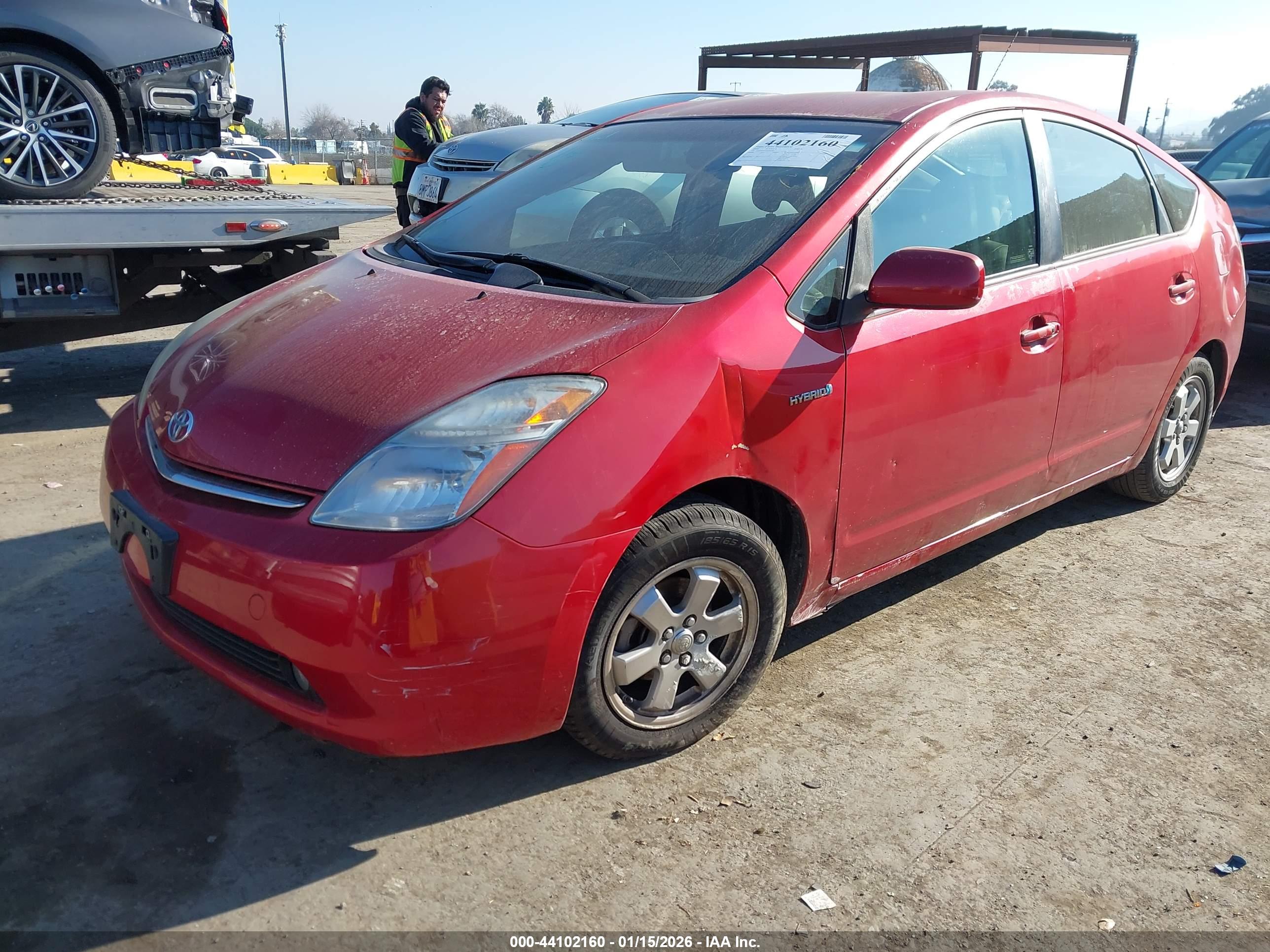 TOYOTA PRIUS image 2
