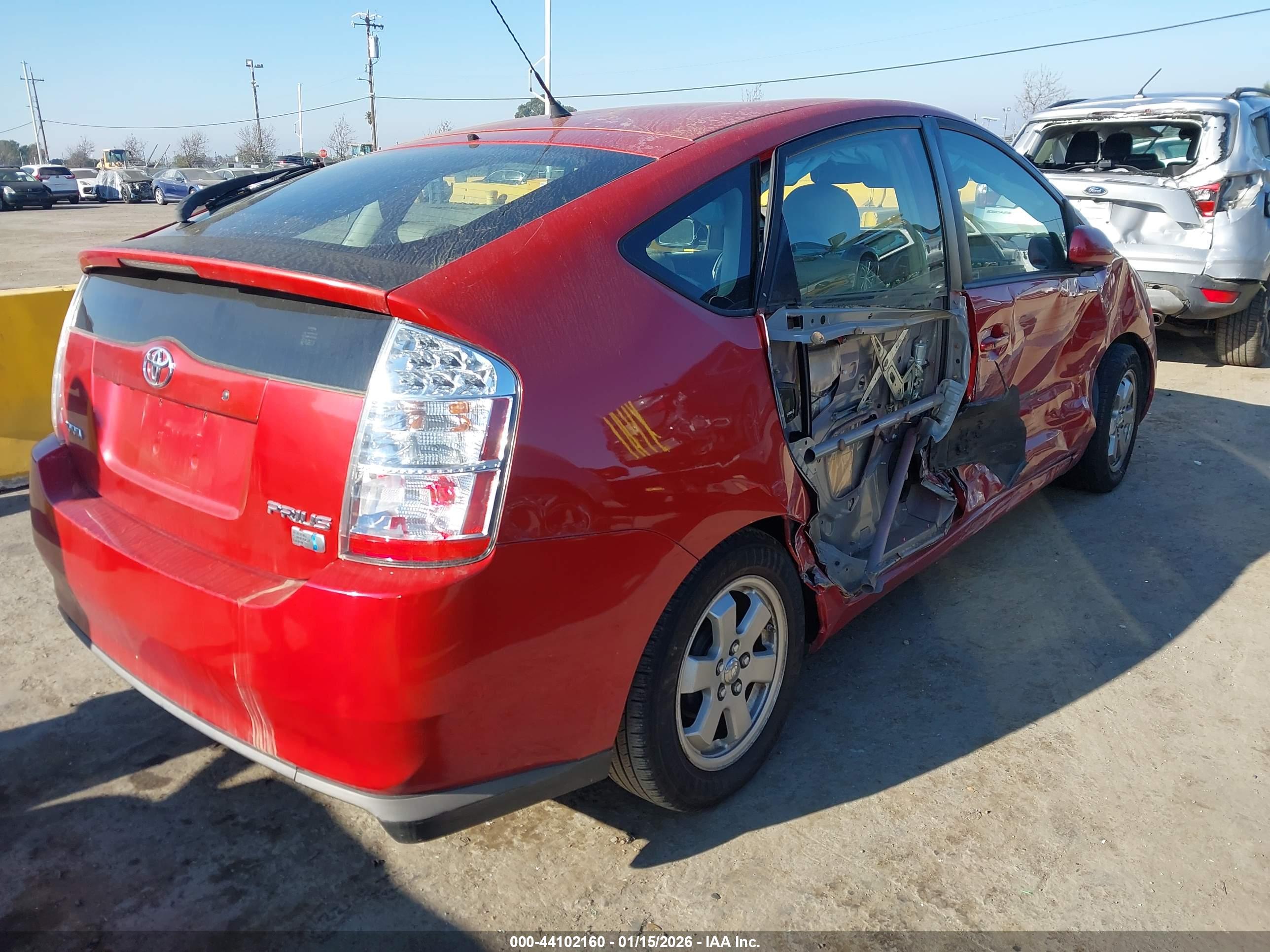 TOYOTA PRIUS image 4