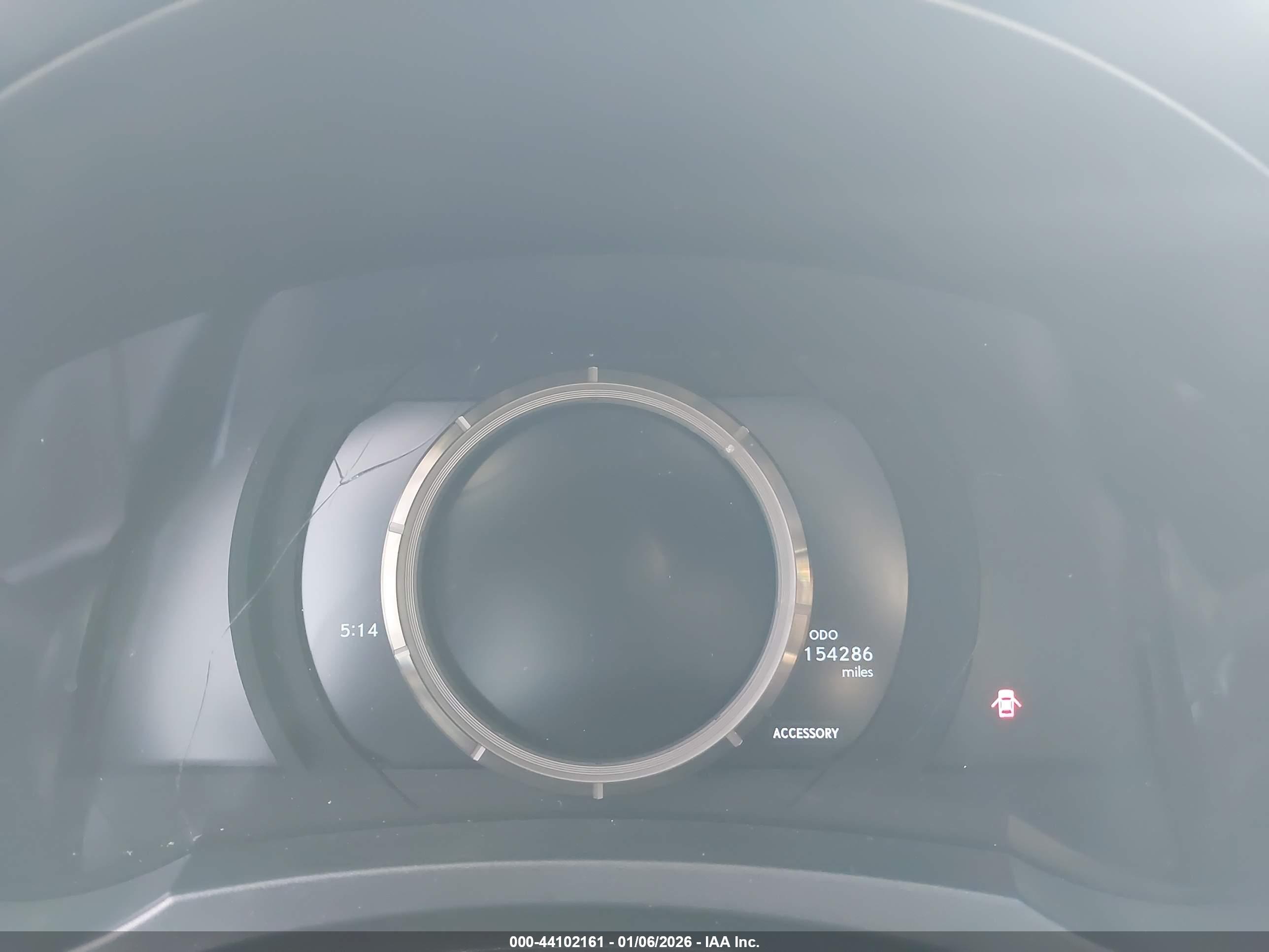 LEXUS IS image 7