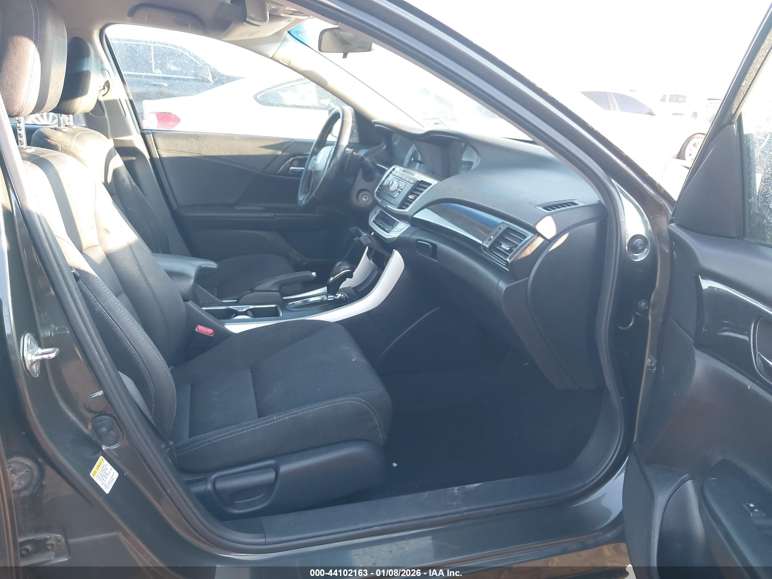 HONDA ACCORD image 5