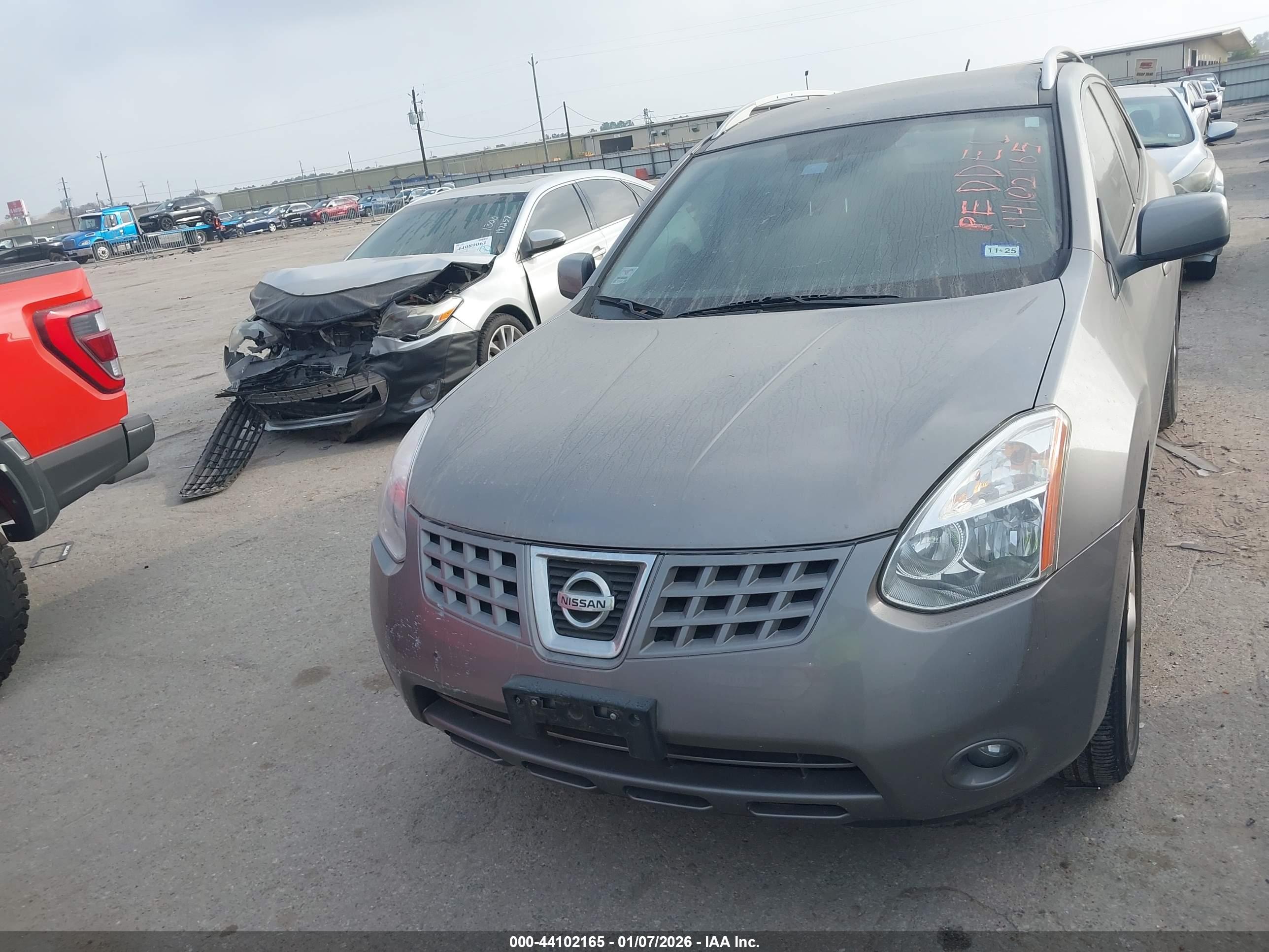 NISSAN ROGUE image 6