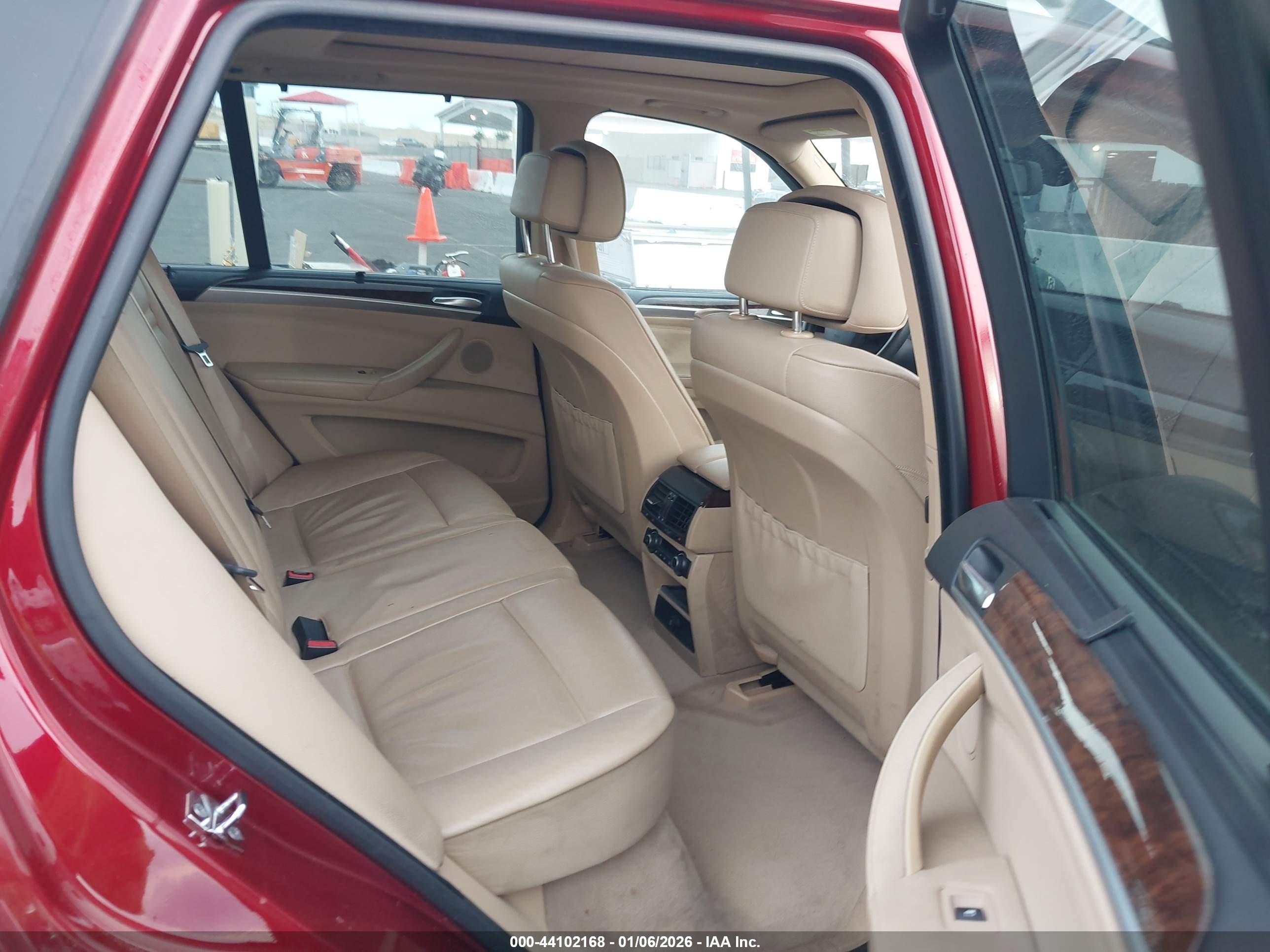 BMW X5 image 8