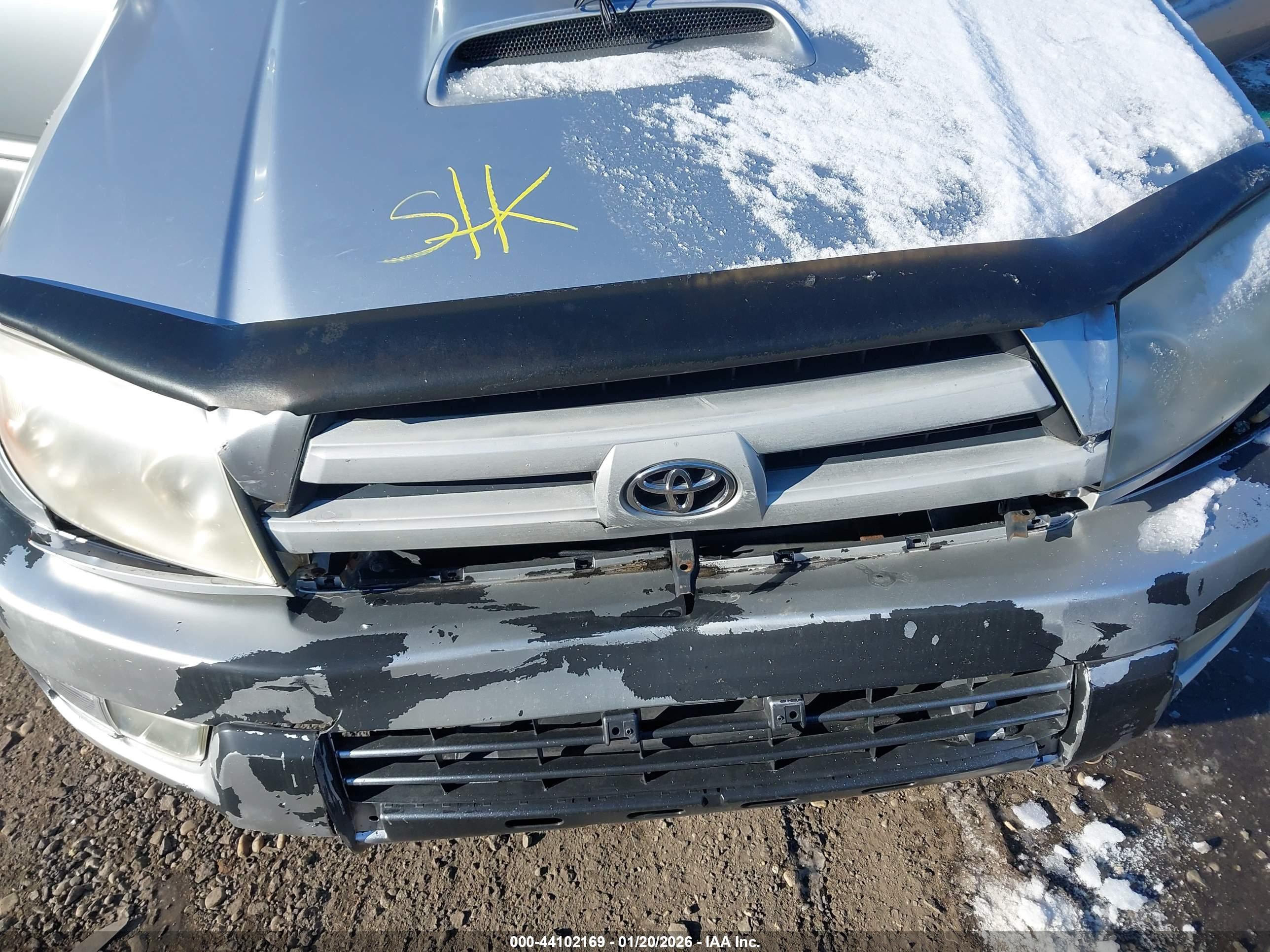 TOYOTA 4RUNNER image 6