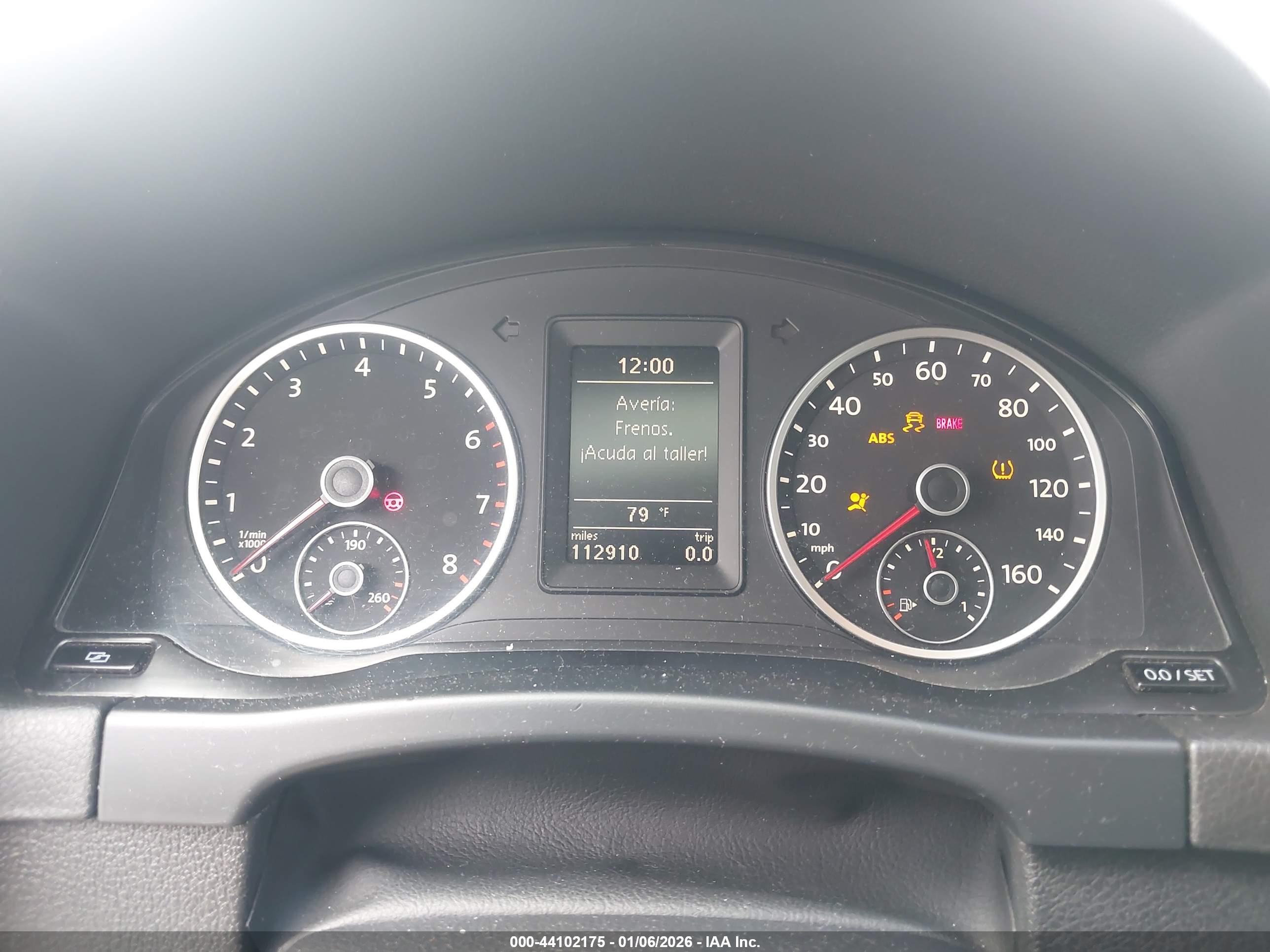 VOLKSWAGEN TIGUAN image 7