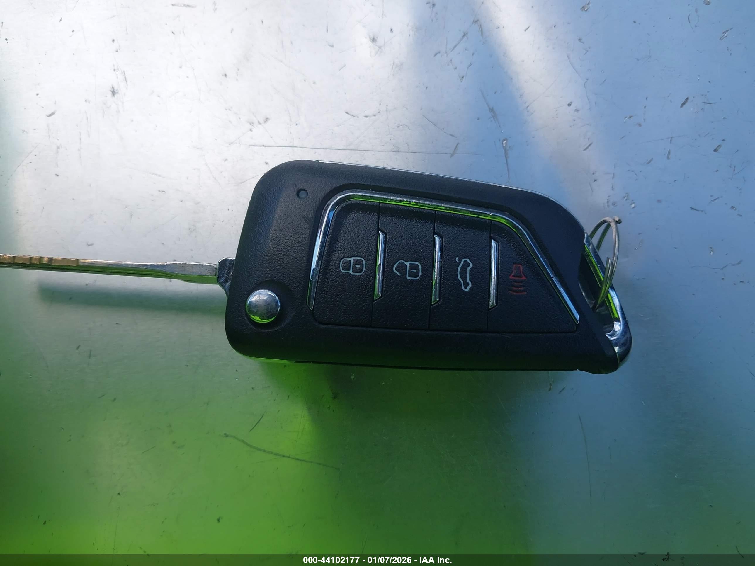 TOYOTA RAV4 image 11