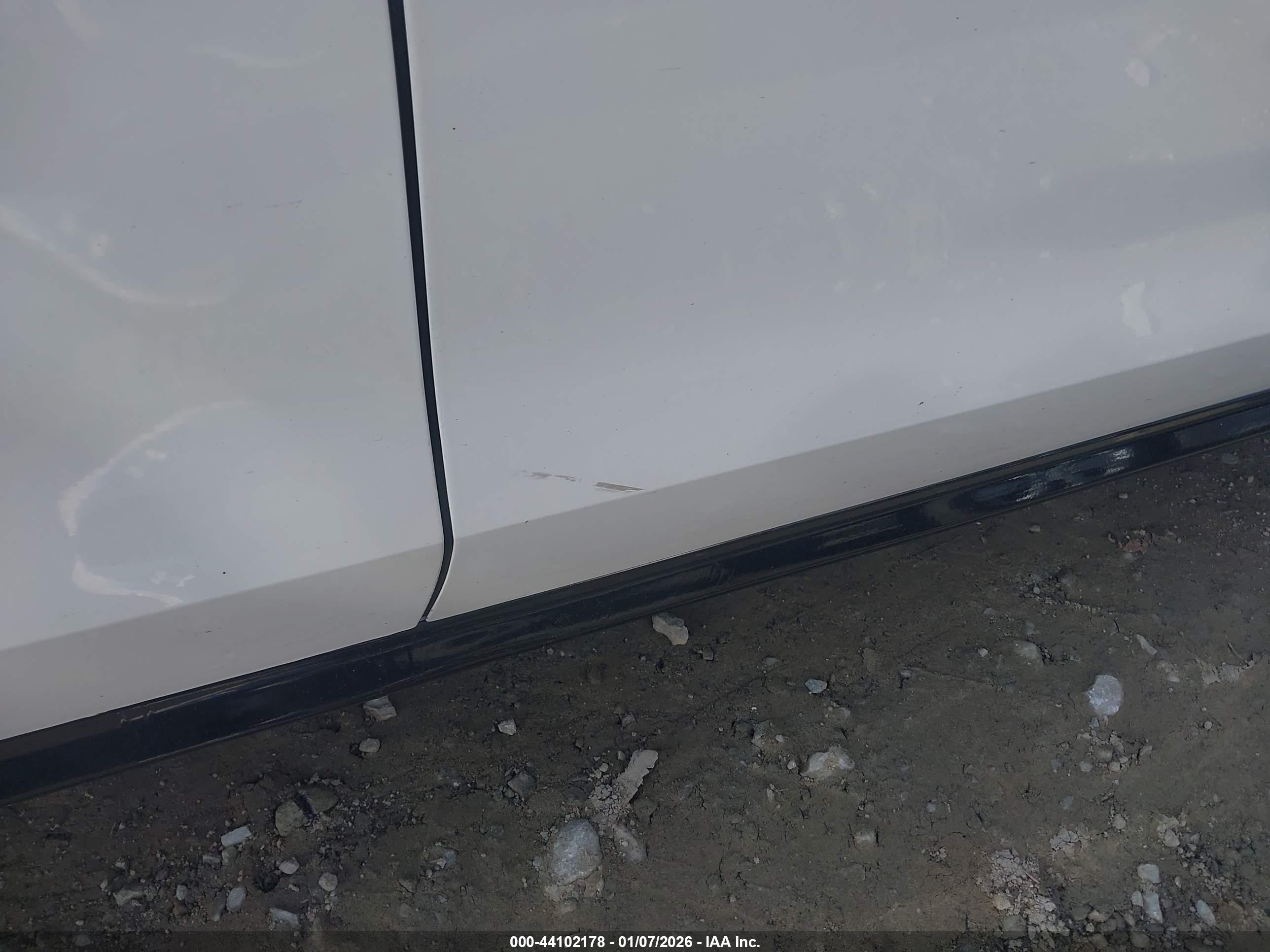 VOLKSWAGEN PASSAT image 6