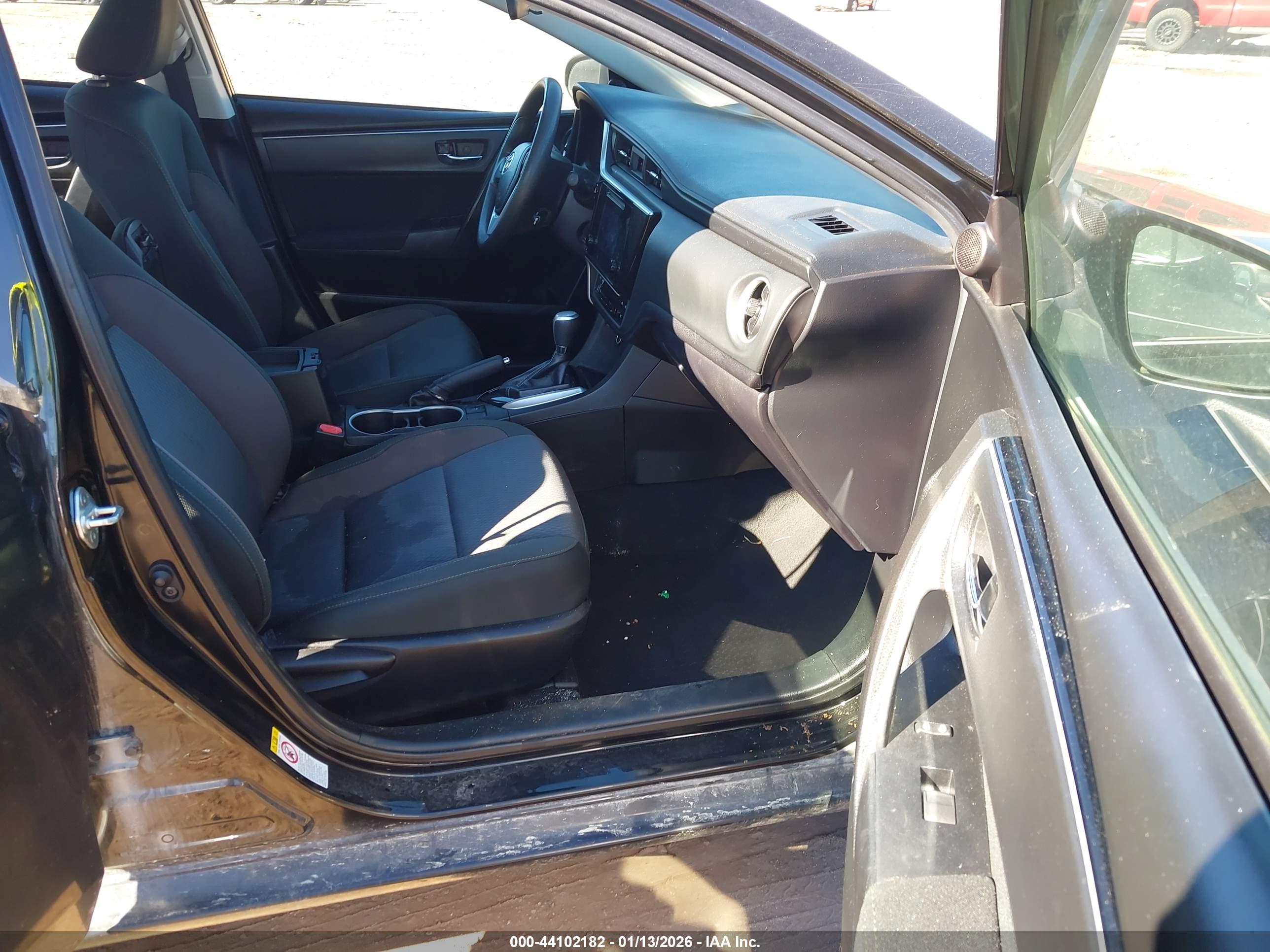 TOYOTA COROLLA image 5