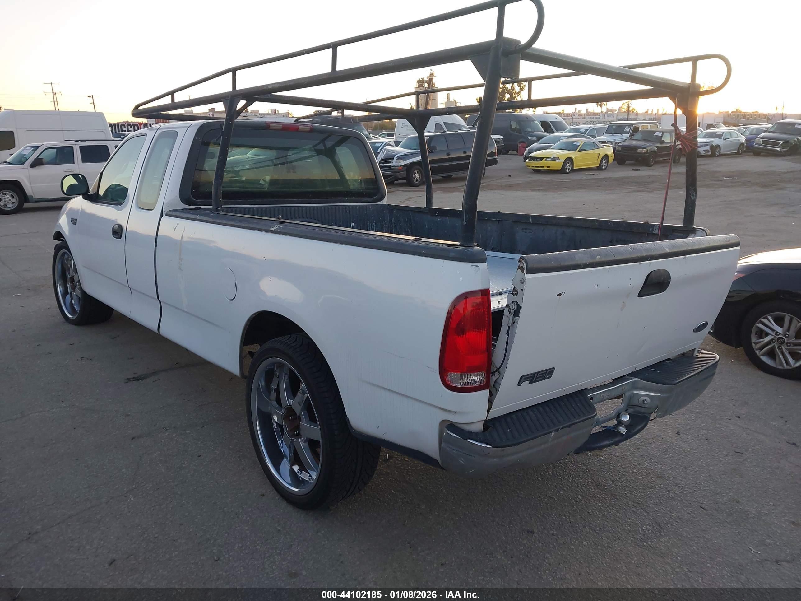 FORD F-150 image 3