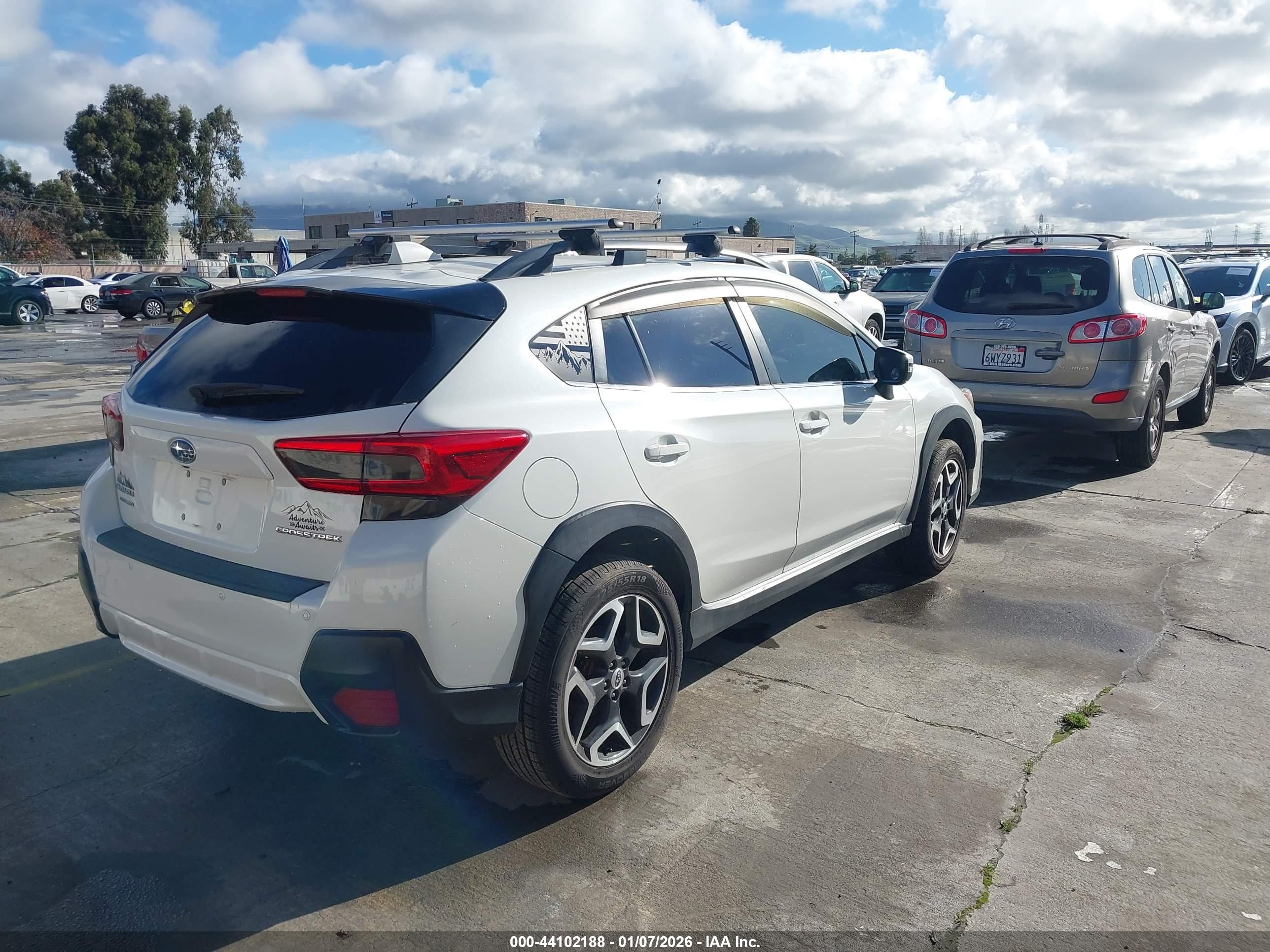 SUBARU CROSSTREK image 4