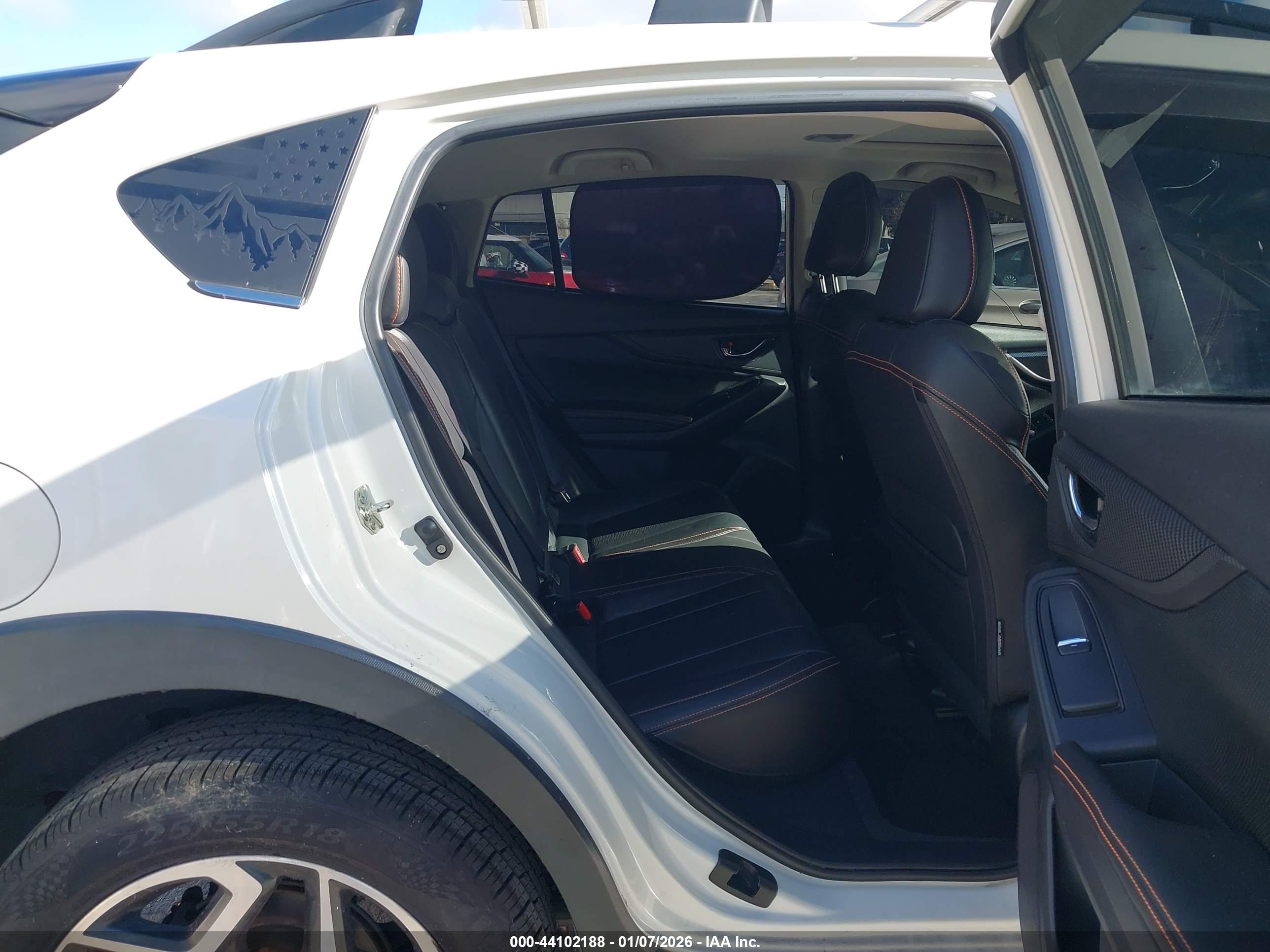 SUBARU CROSSTREK image 8