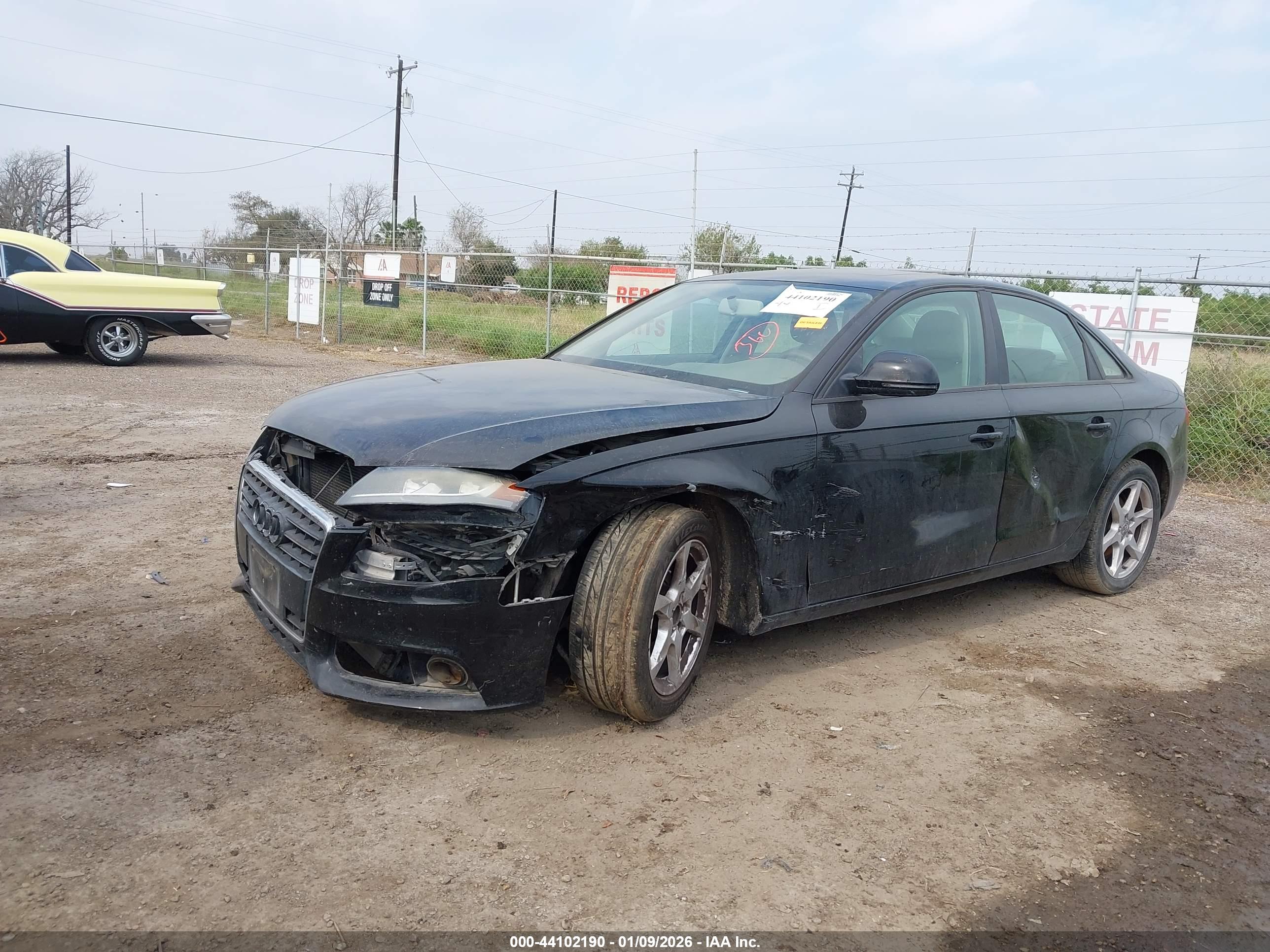 AUDI A4 image 2