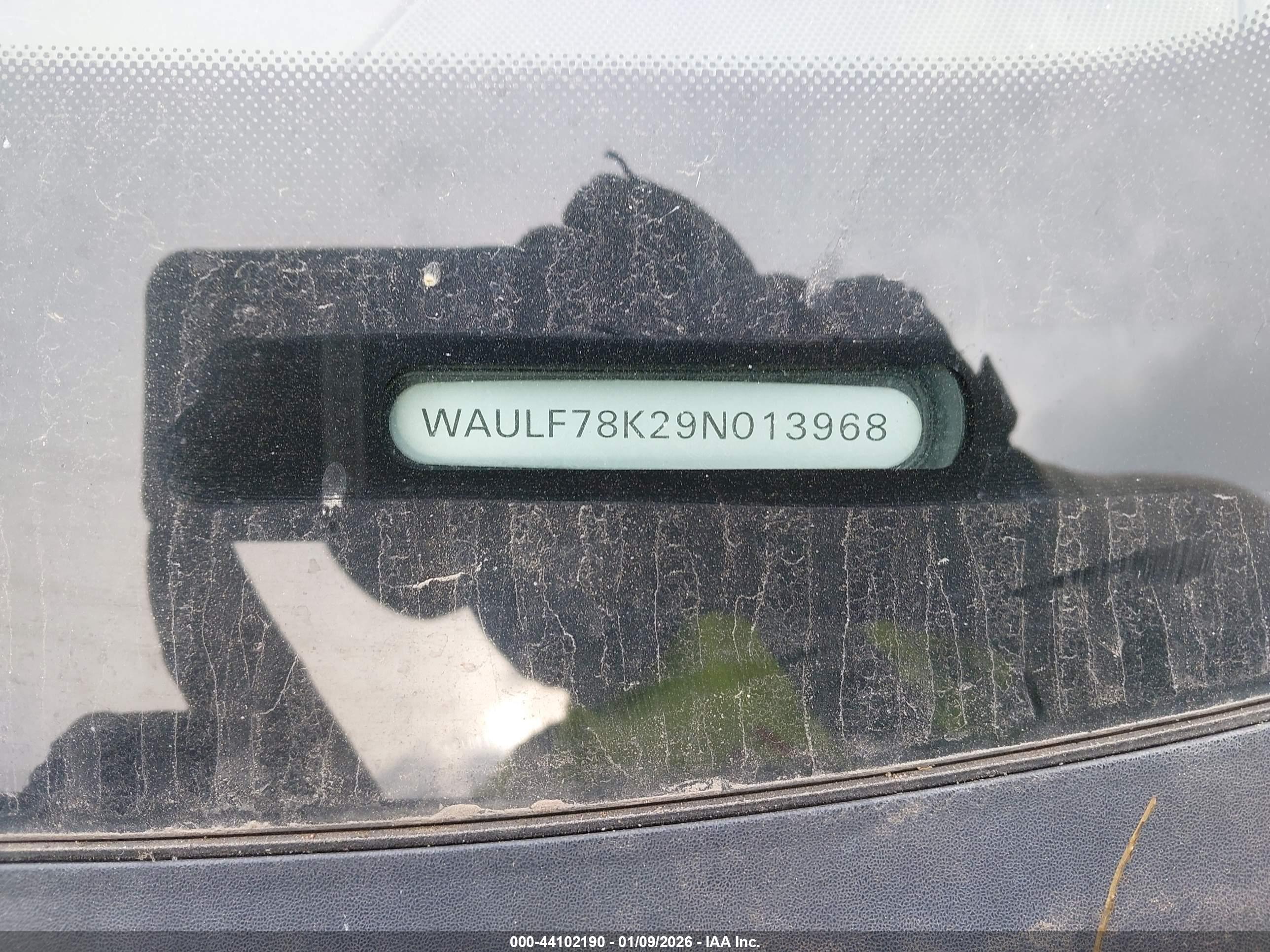 AUDI A4 image 9