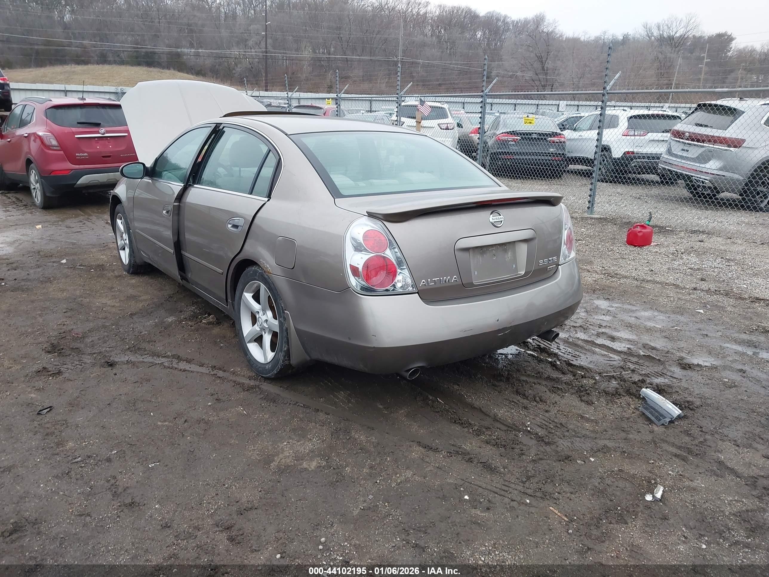 NISSAN ALTIMA image 3